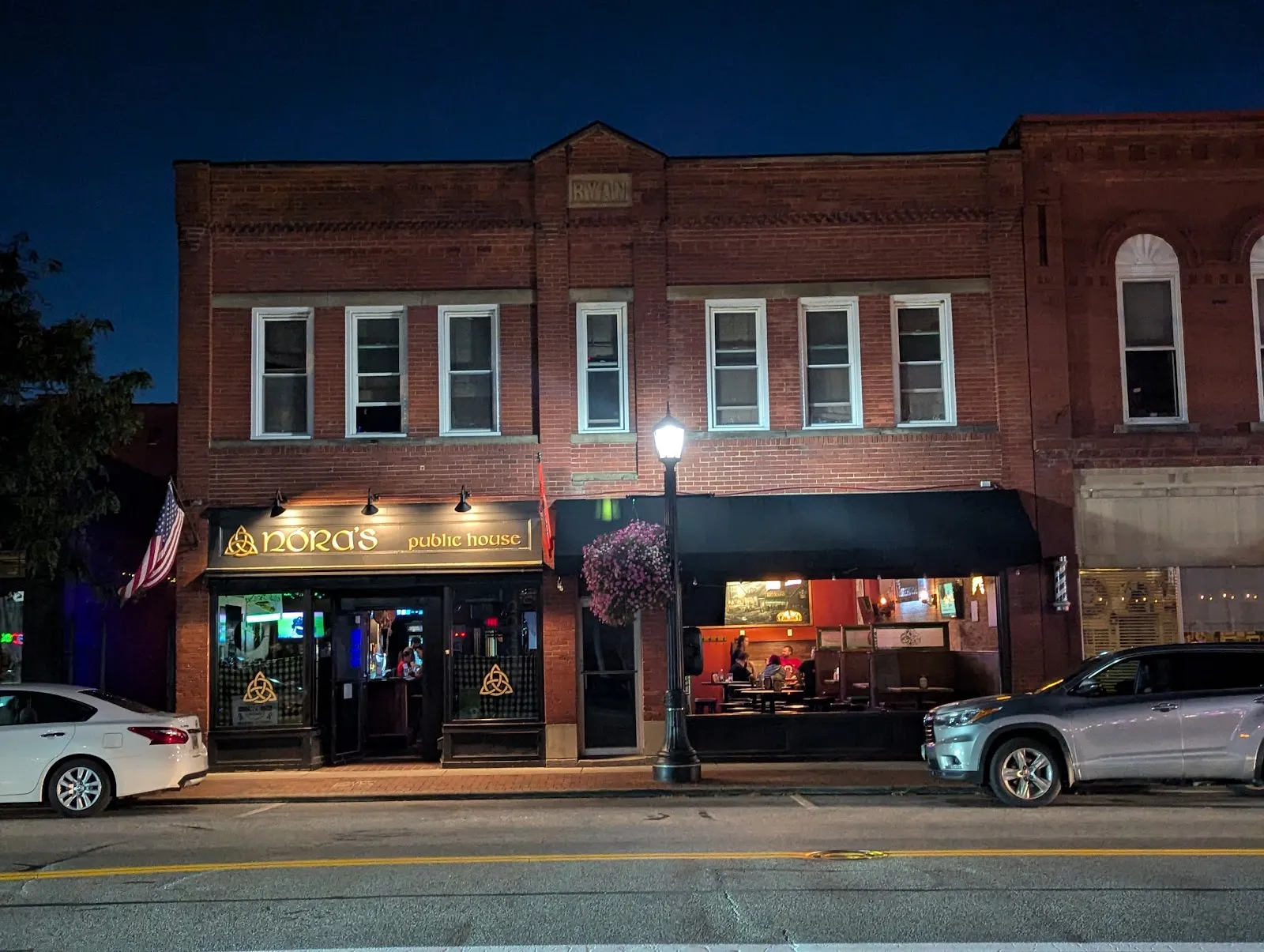 Nora's Public House - Image 3