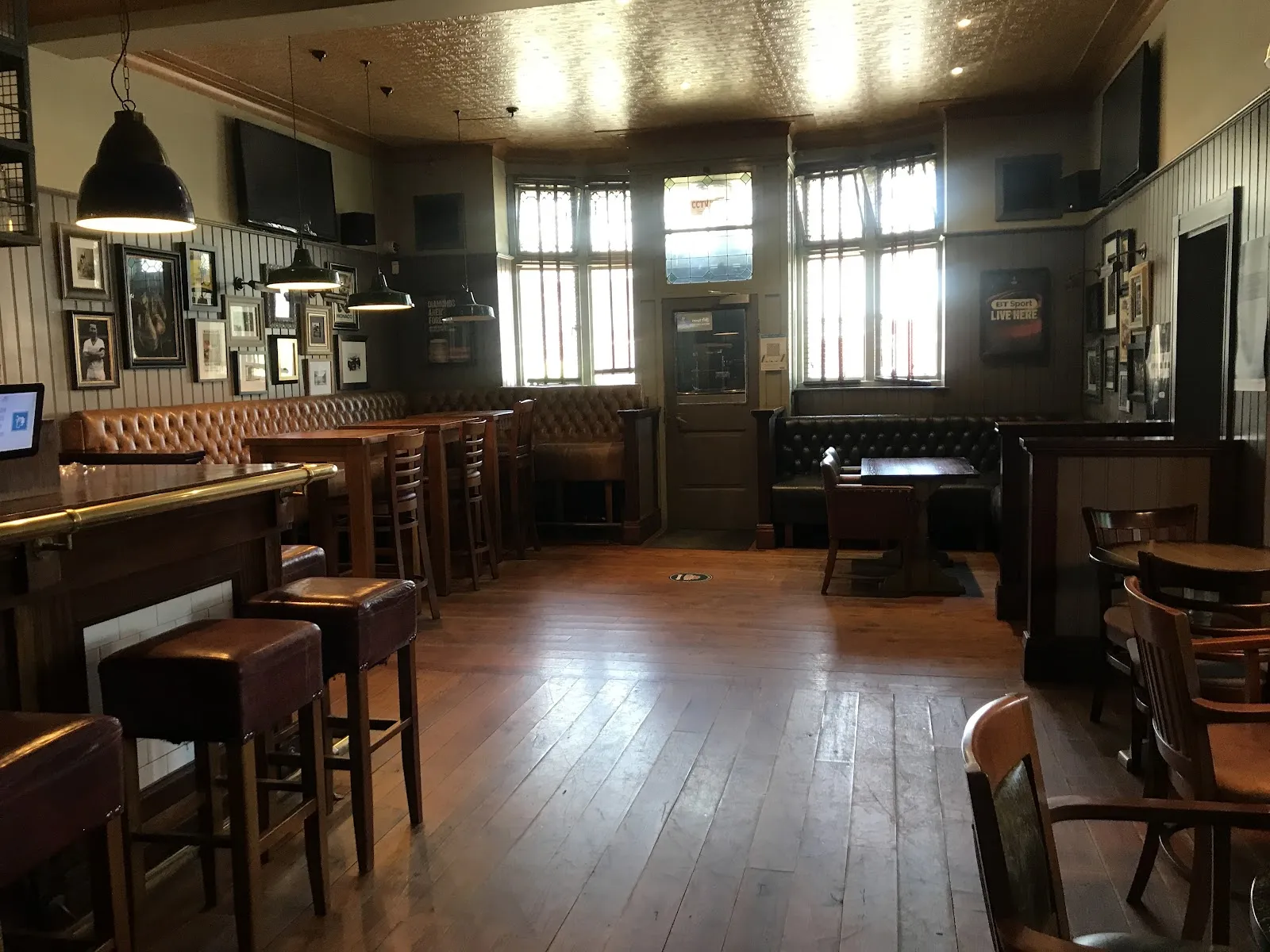 Melville - Image 4