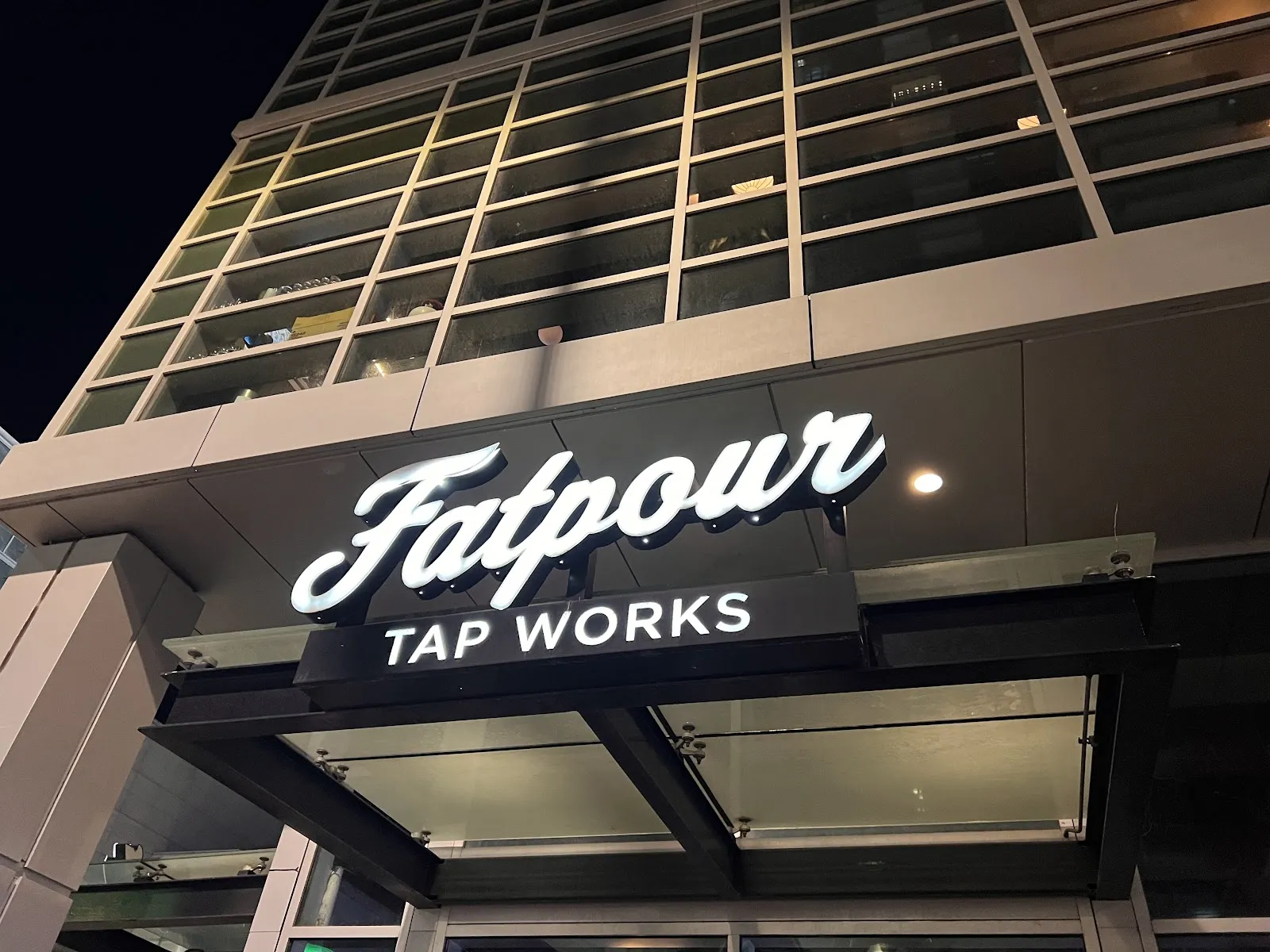 Fatpour Tap Works - McCormick - Image 4
