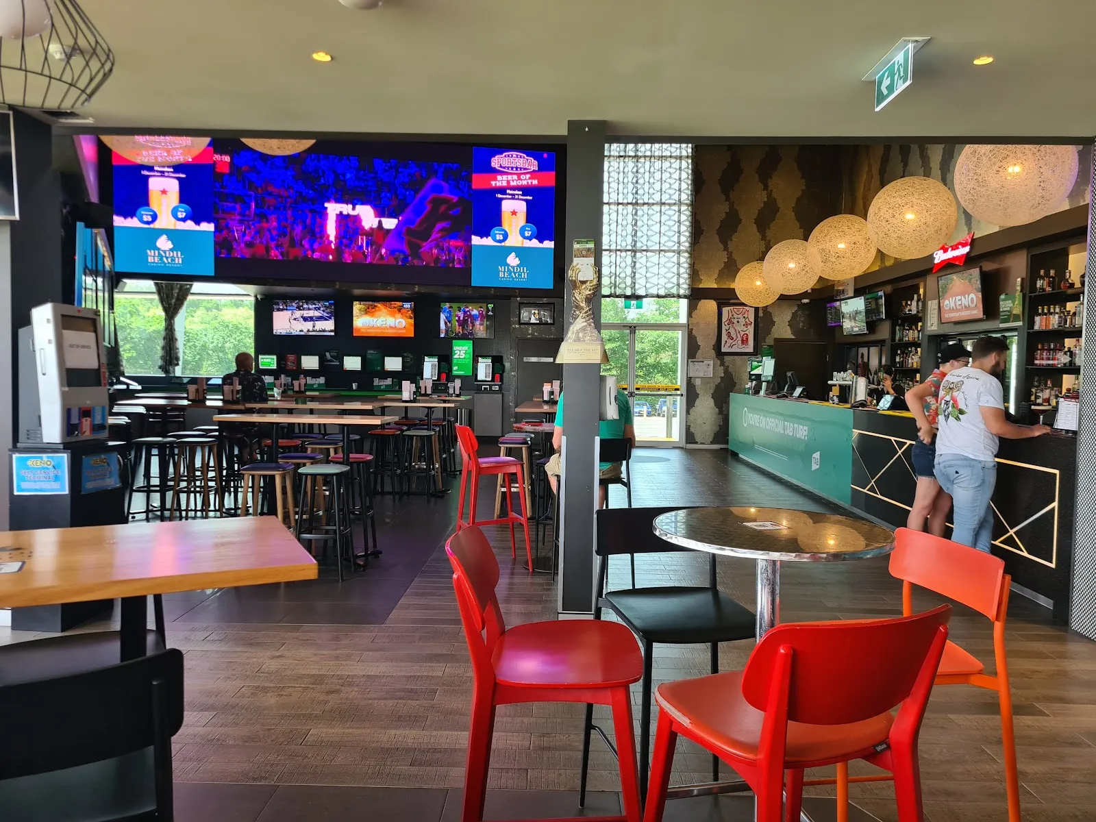 The Sportsbar, Mindil Beach Casino Resort - Image 4