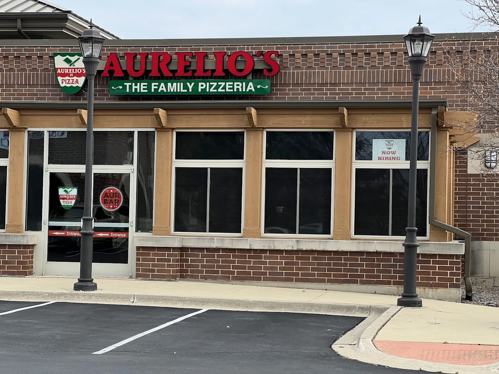 Aurelio's Pizza Naperville - Image 4