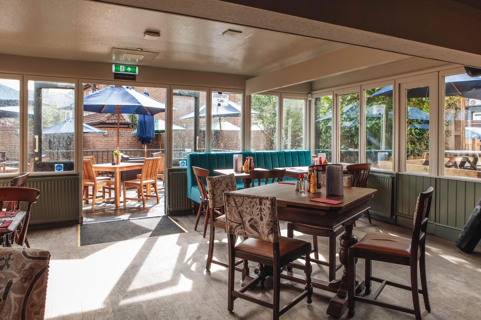 Railway Tavern - Image 2