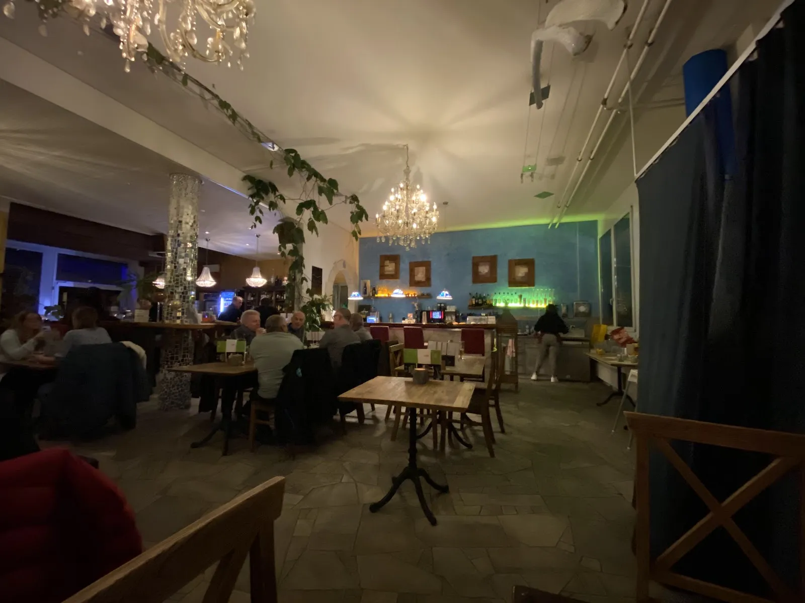 YouSportsBar & Y-PingPong - Image 3