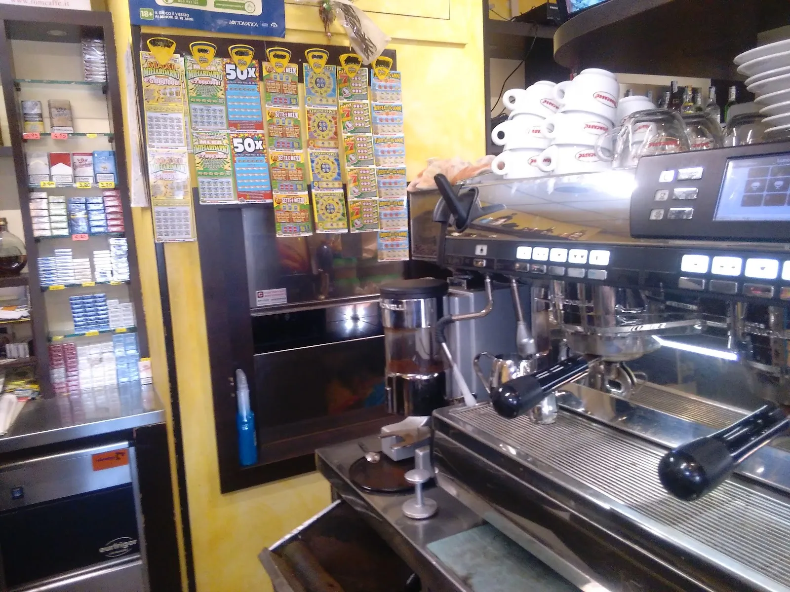 Bar Asso Di Cuori - Image 3
