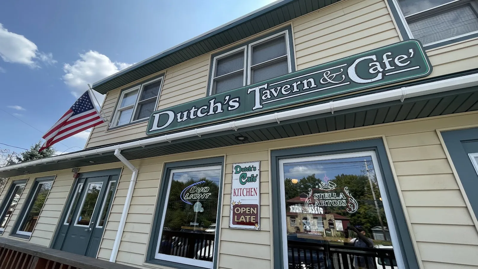 Dutch's Tavern