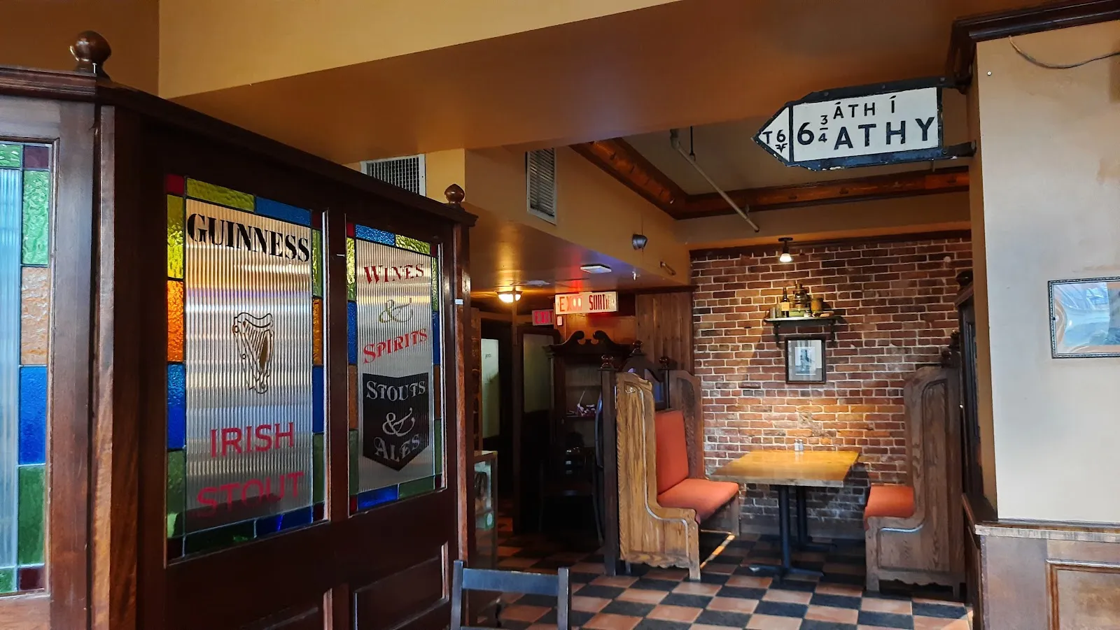 D'Arcy McGee's Irish Pub - Image 2