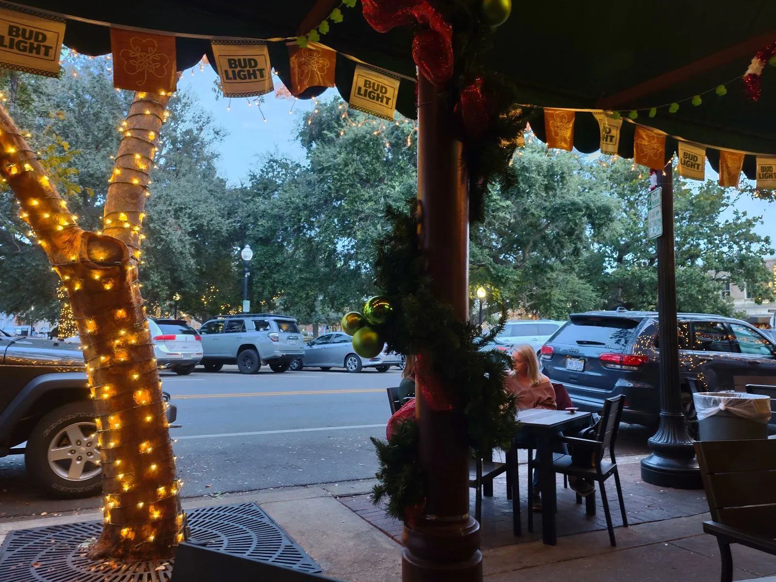 O'Riley's Irish Pub Downtown - Image 2