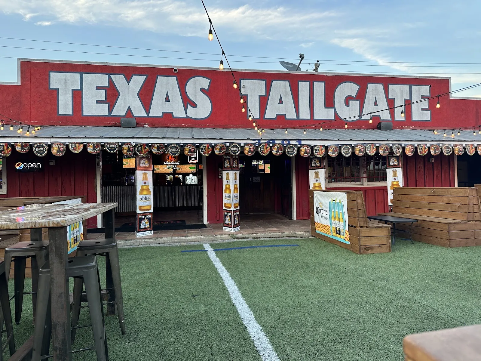 Texas Tailgate - Image 2