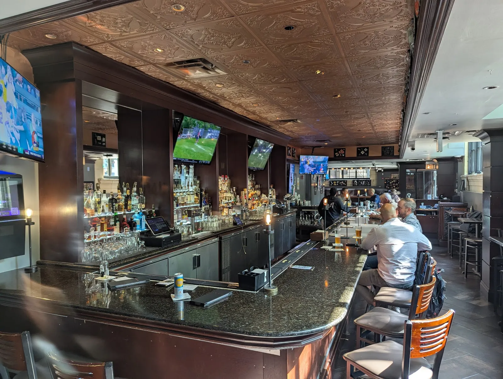 Newline Tavern