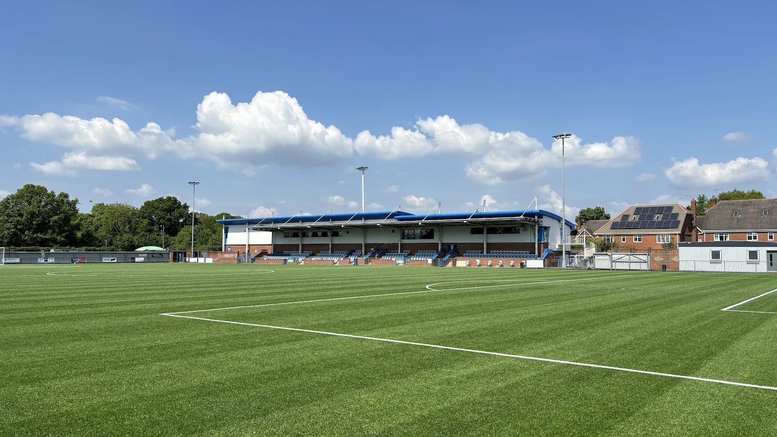 Burnham Football Club logo