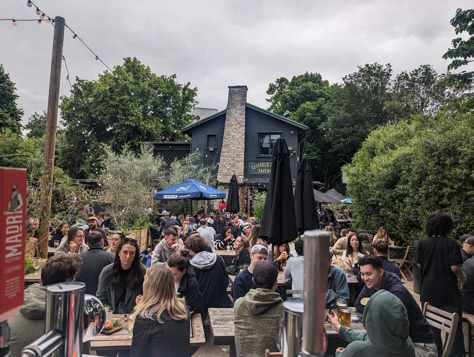 Clissold Park Tavern London - Image 2