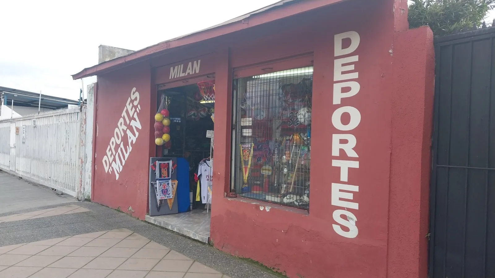 Deportes Milan - Image 2