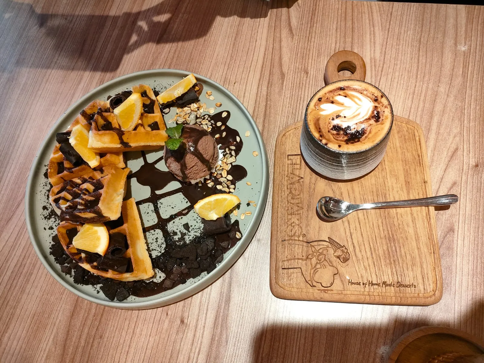 Flapjack's Sports Bar & Grill - Image 4