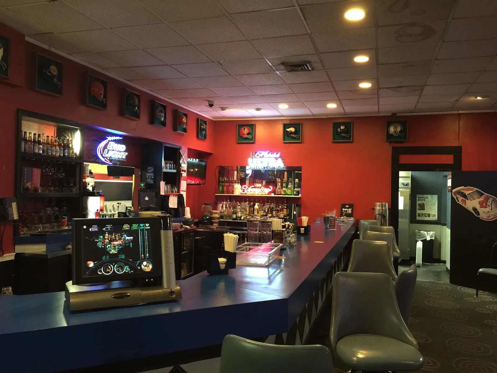 AMF Hall of Fame Lanes - Image 4