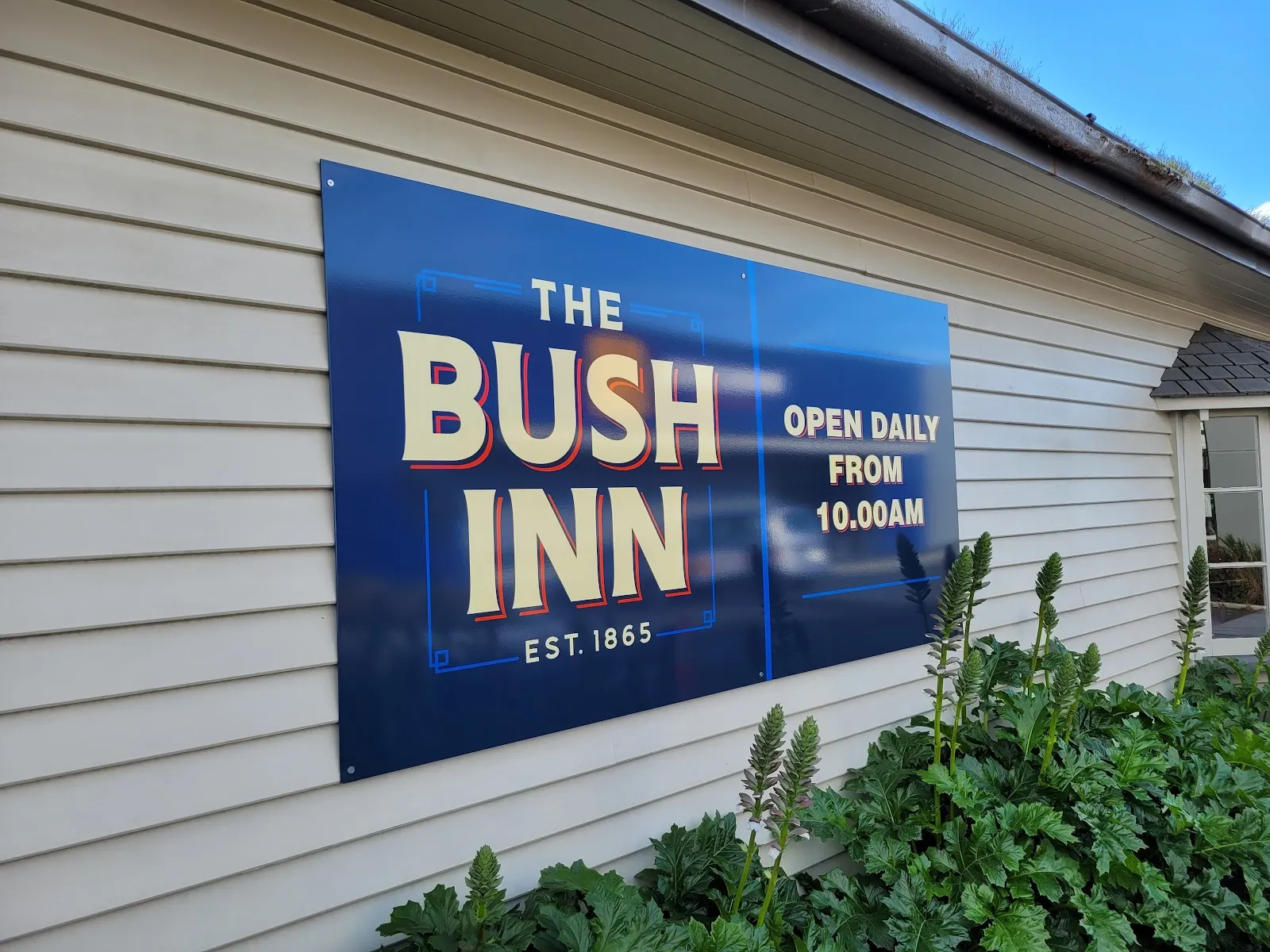 Bush Inn Tavern - Image 2