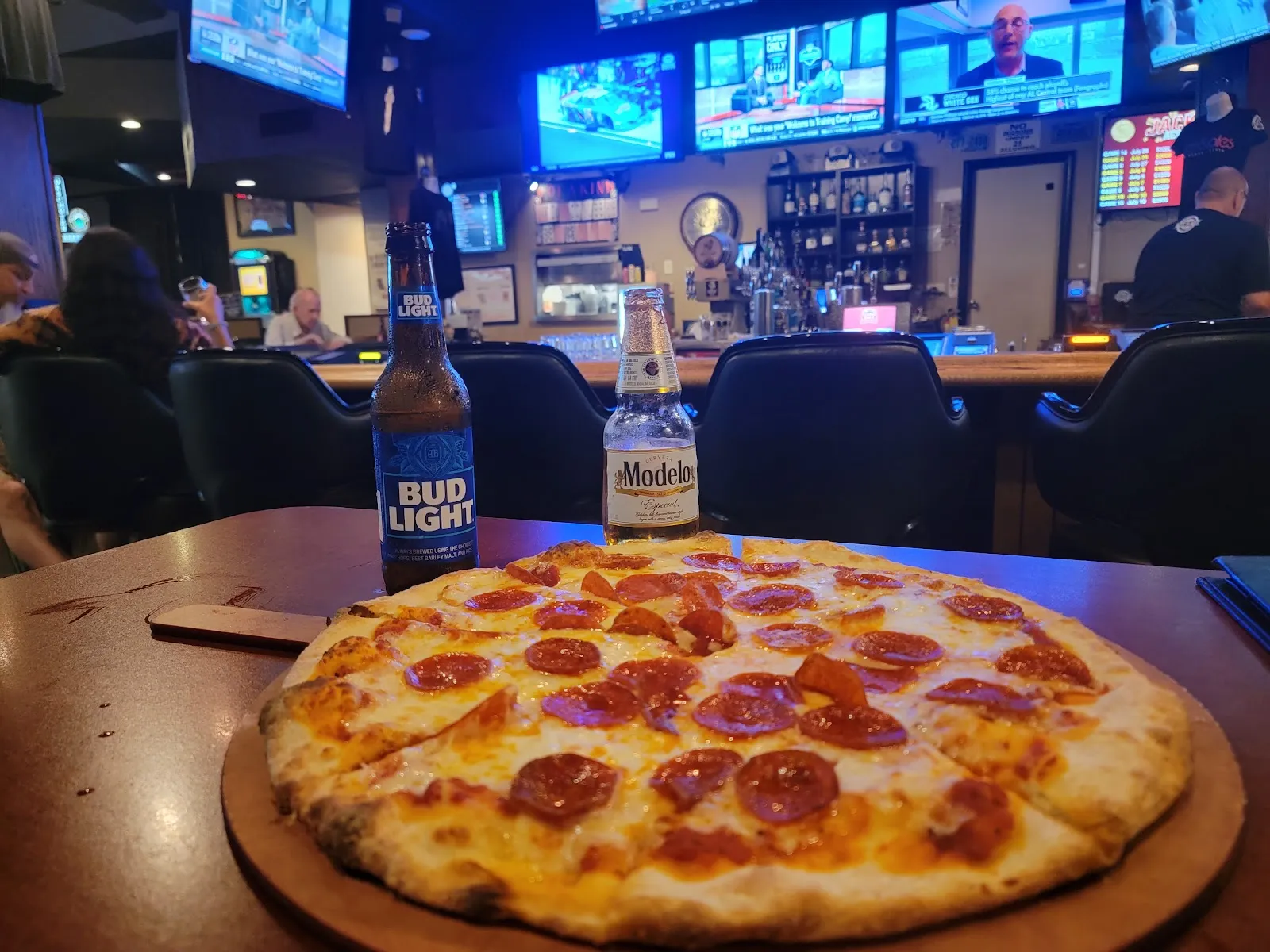 Aces & Ales (Nellis) - Image 4