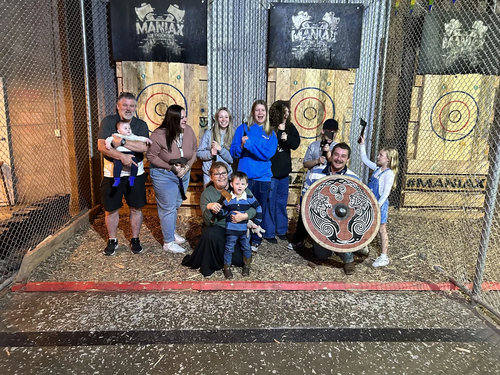 MANIAX Axe Throwing - ABBOTSFORD - Image 3