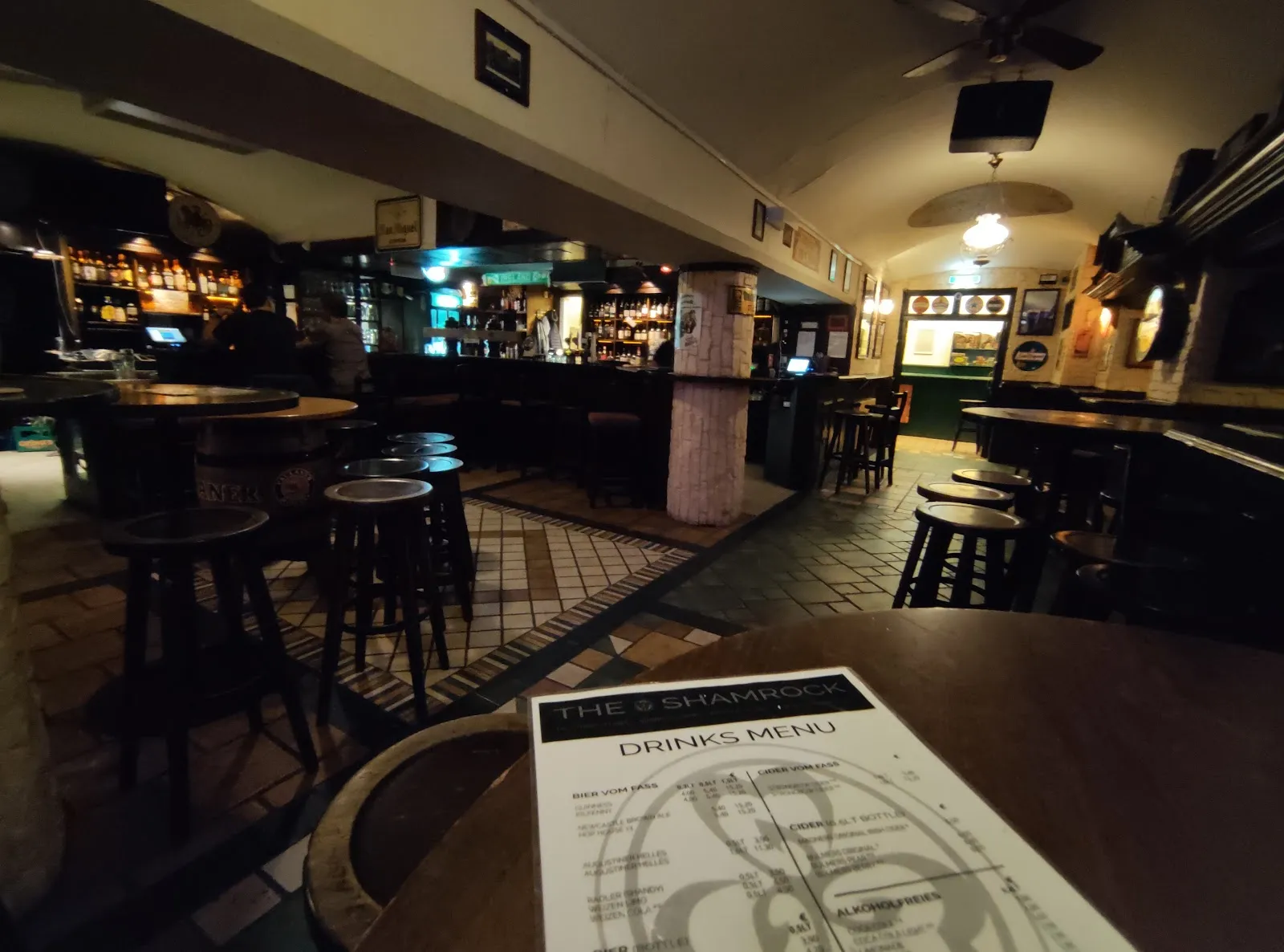 Shamrock Irish Pub - Image 2
