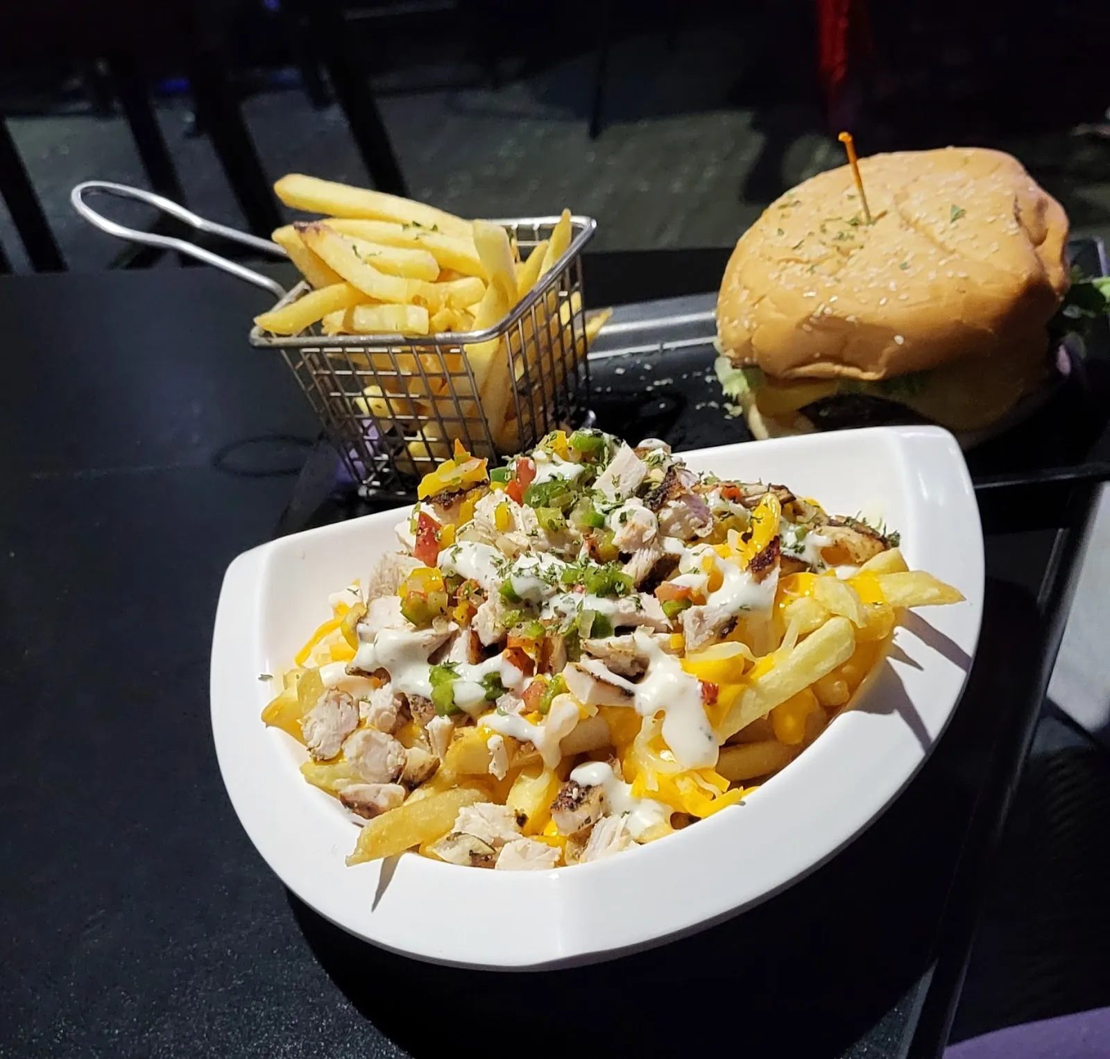 D’Endz Sports Bar - Image 4