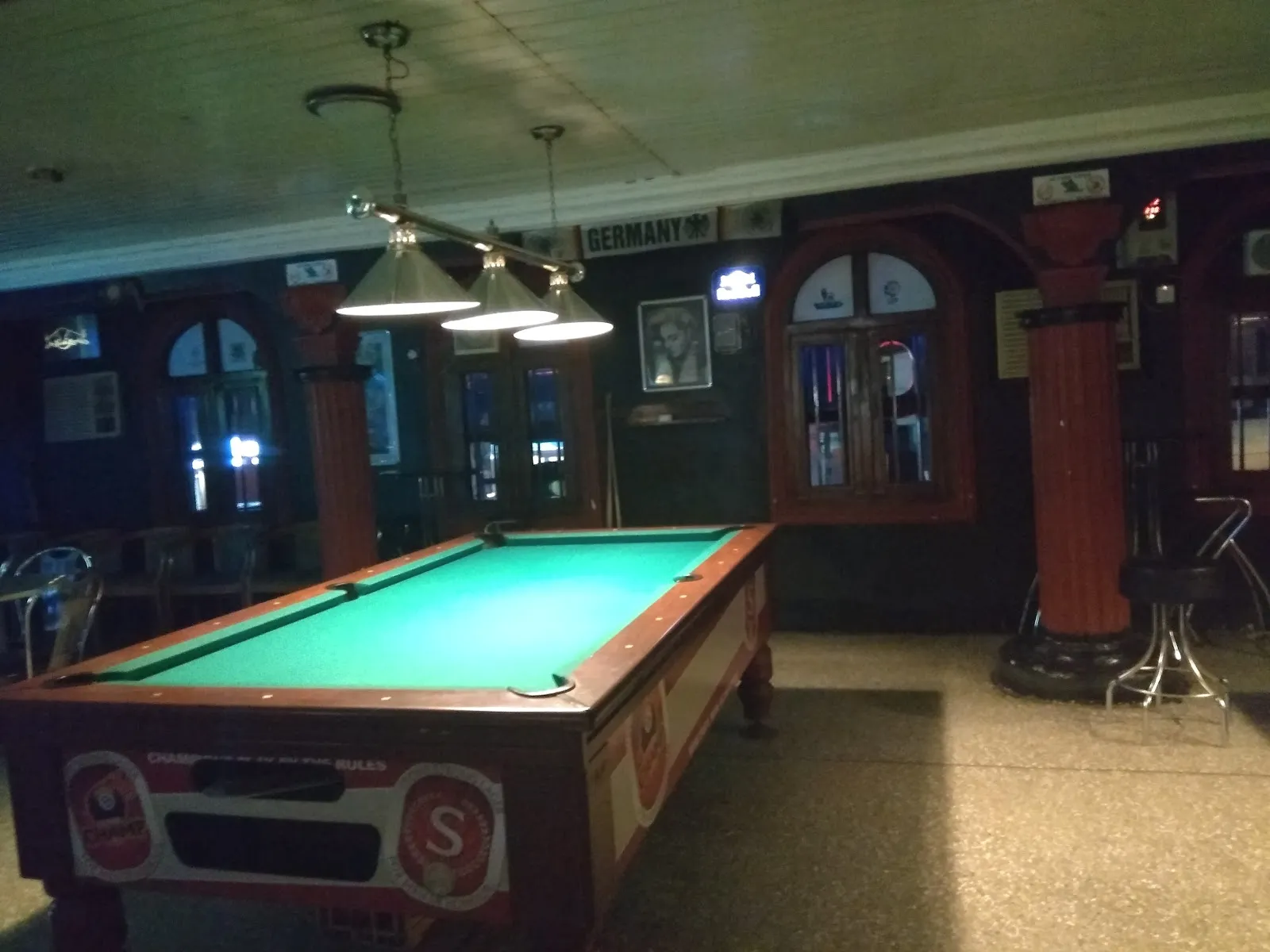 Cheers Bar - Image 3