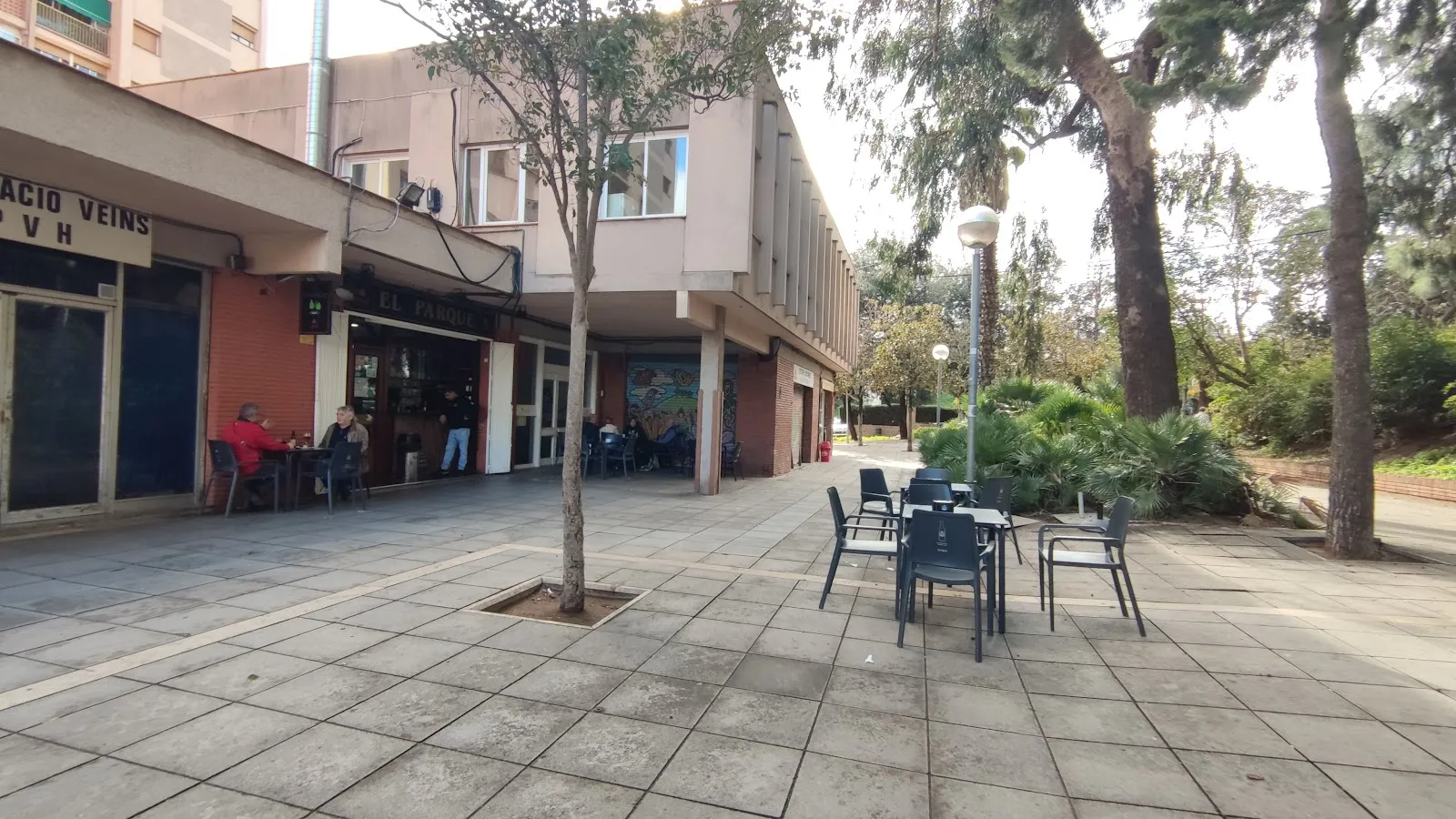 Bar El Parque - Image 2
