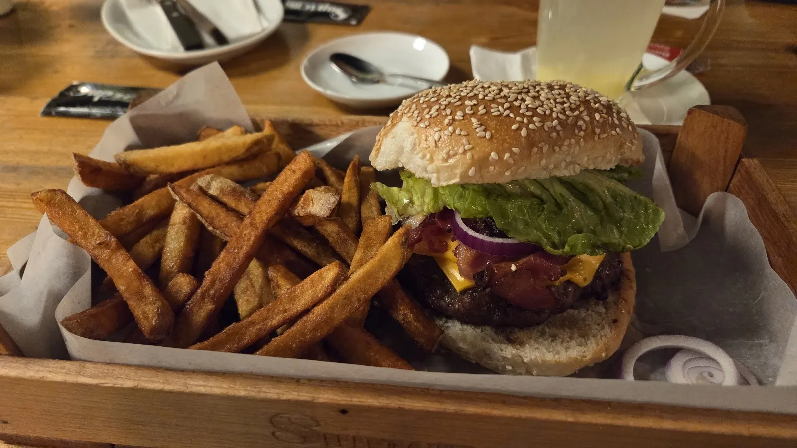 Mike's Urban Pub - Image 4