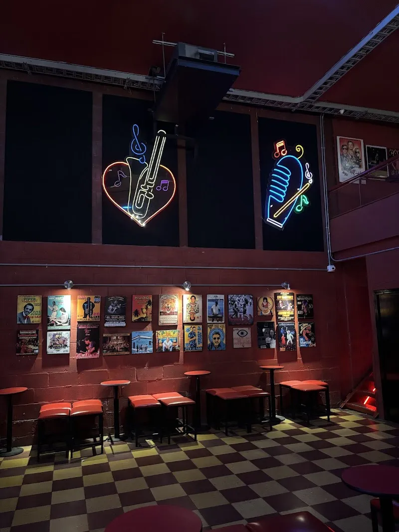 Gallery 3