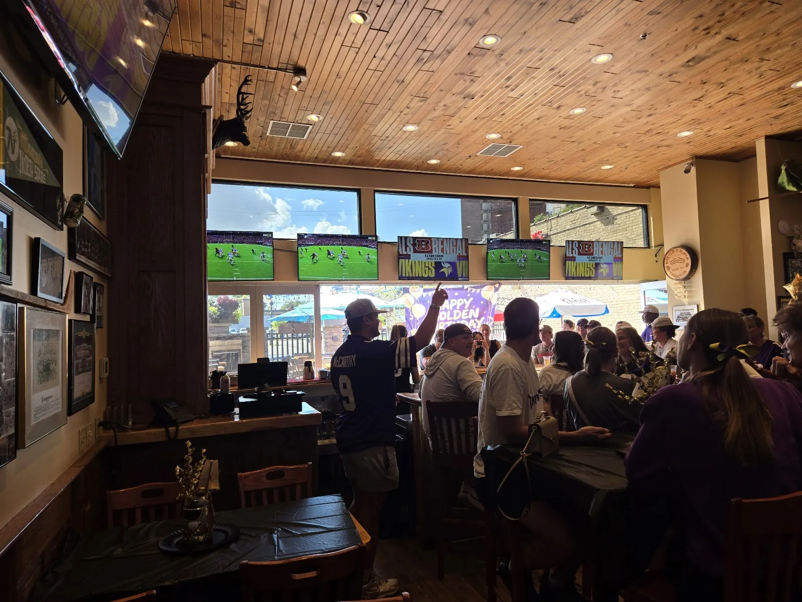 Tom Reid's Hockey City Pub - Image 4