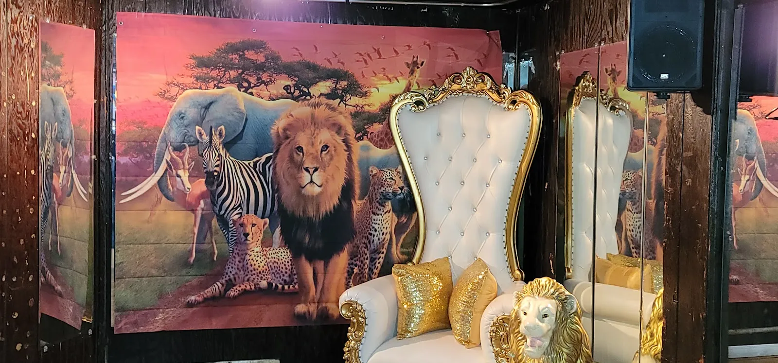 Sportsman Lounge - Image 3