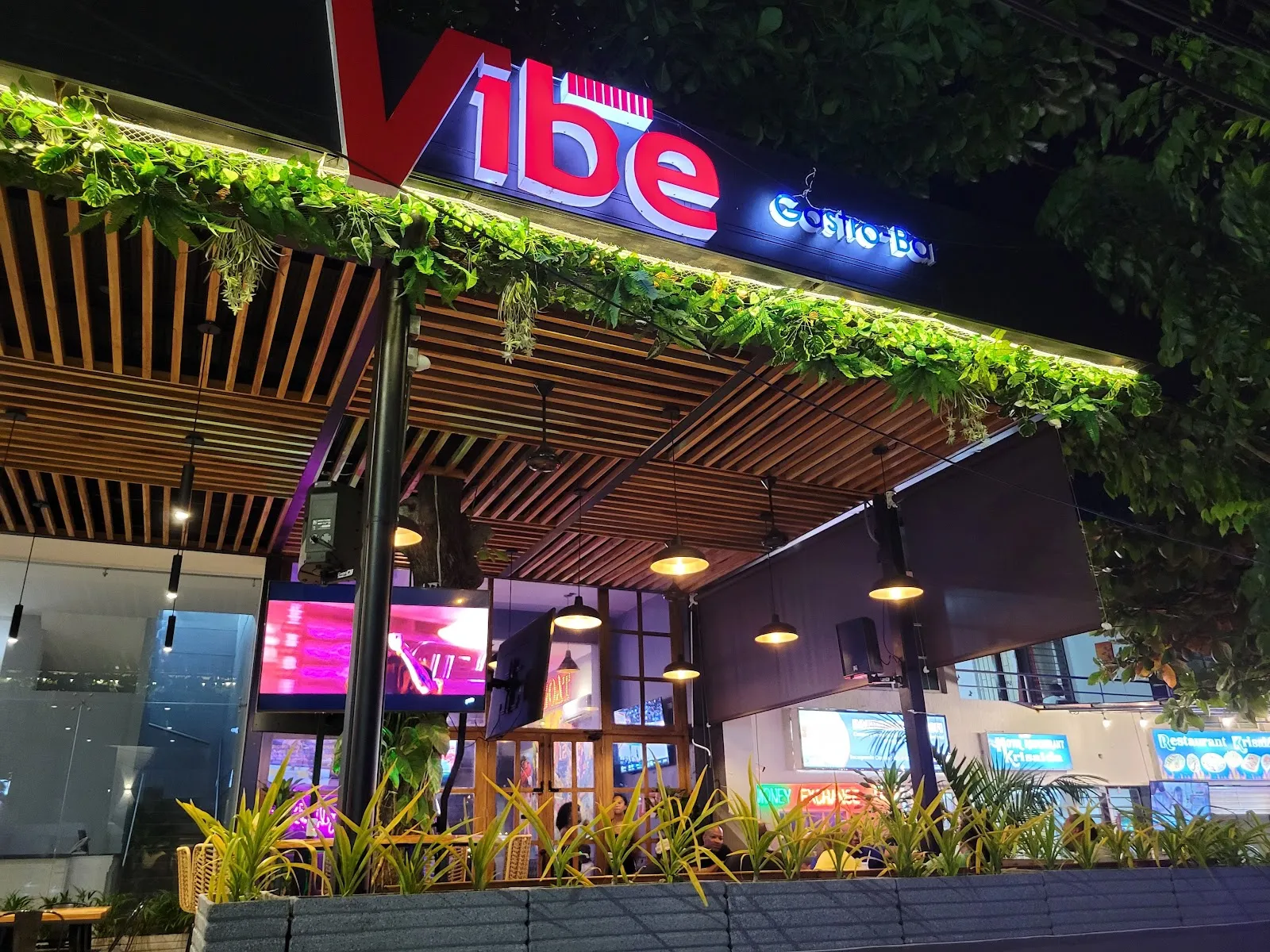 Vibe GastroBar - Image 2