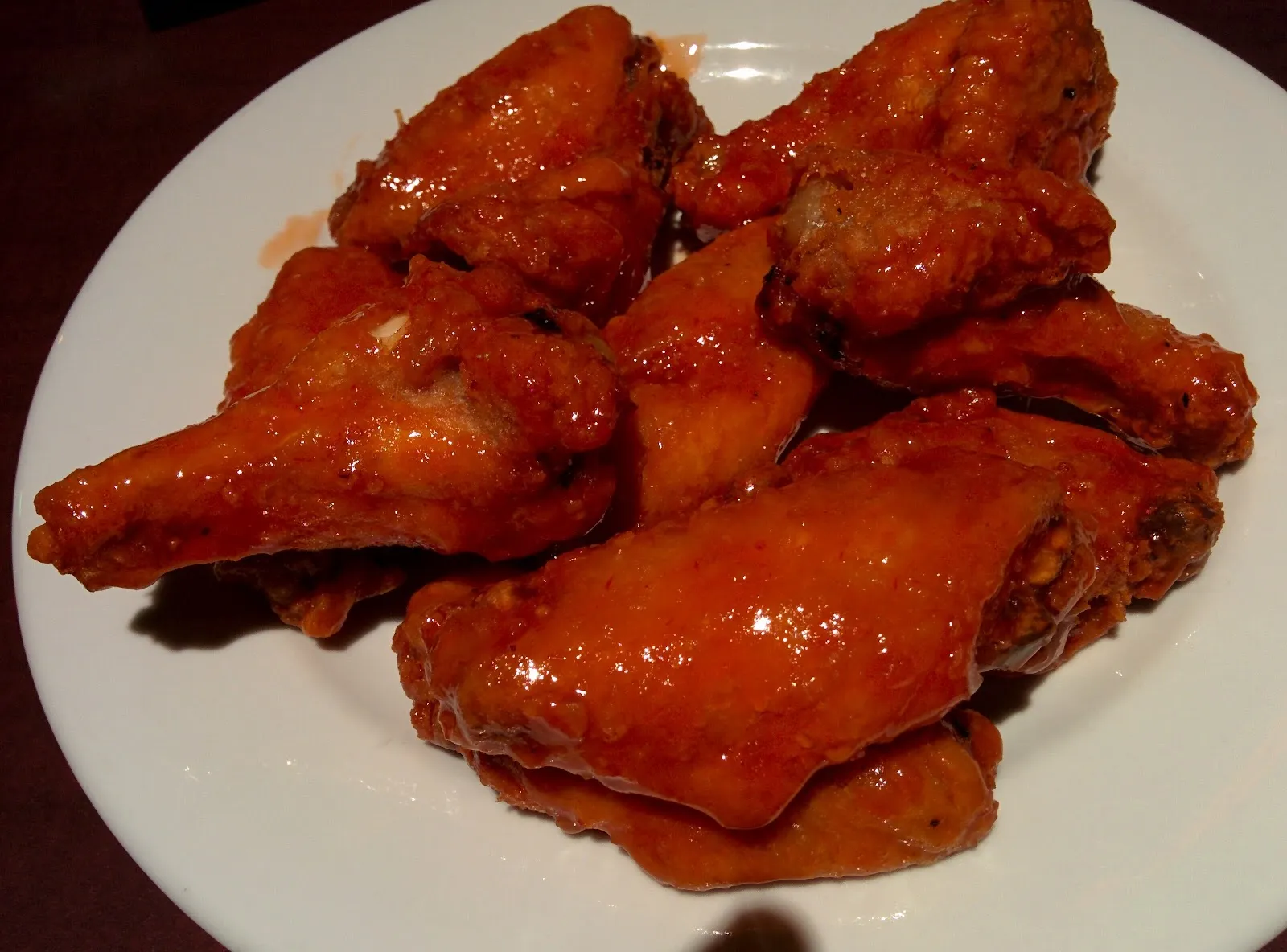 Maple Leaf House Grill & Lounge - Image 4