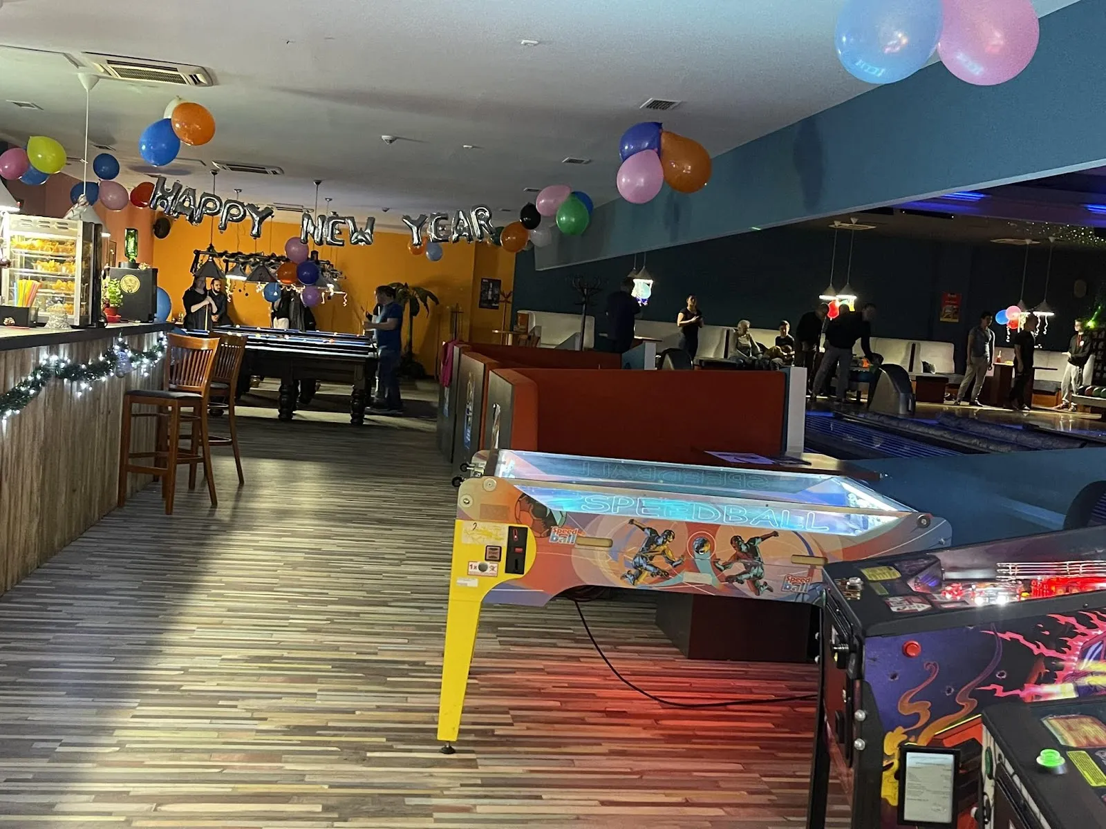 Fun City Bowling - Image 4
