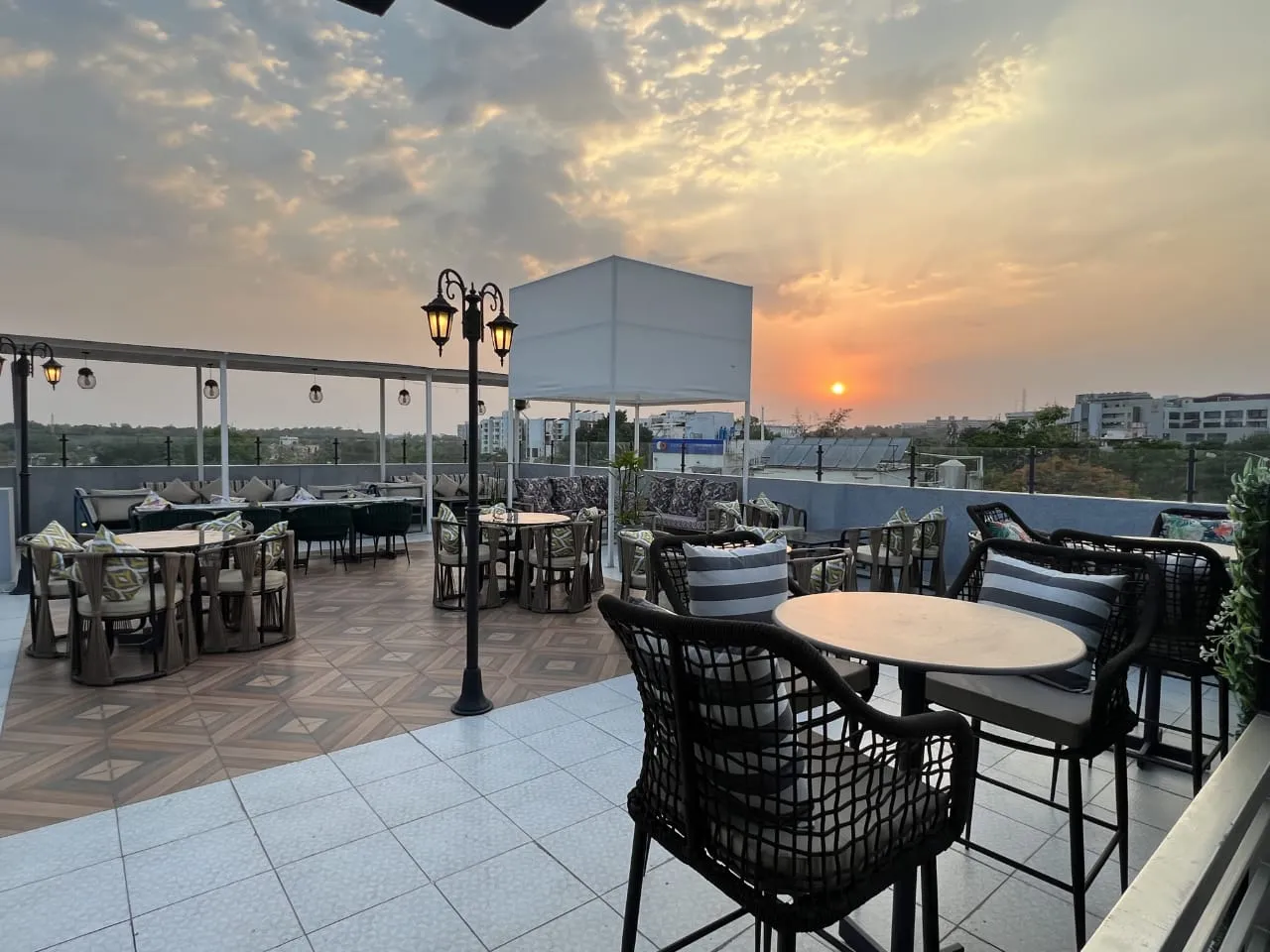 cafe ELIXIR - Image 2
