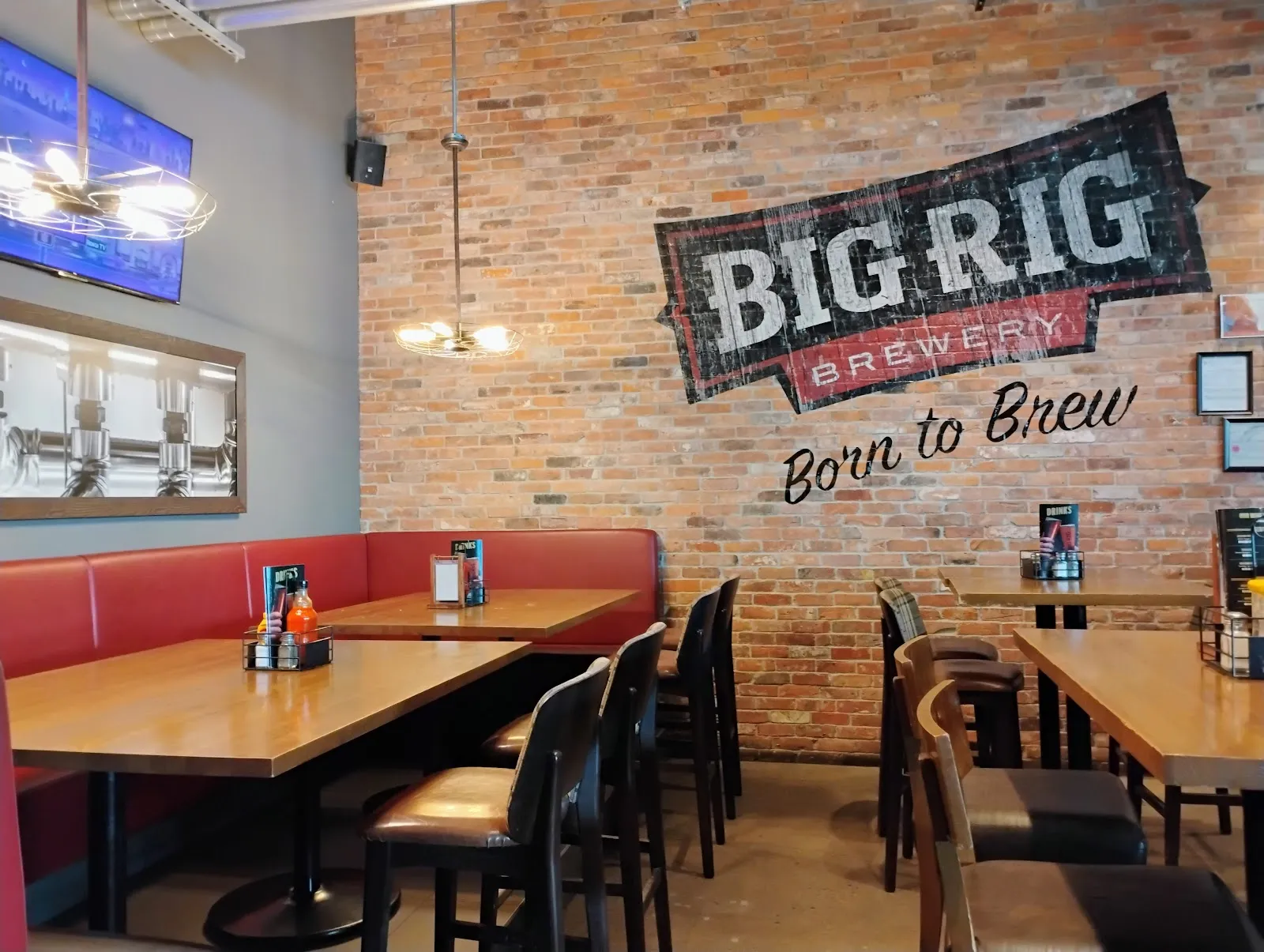 Big Rig Kitchen & Brewery - Ogilvie logo