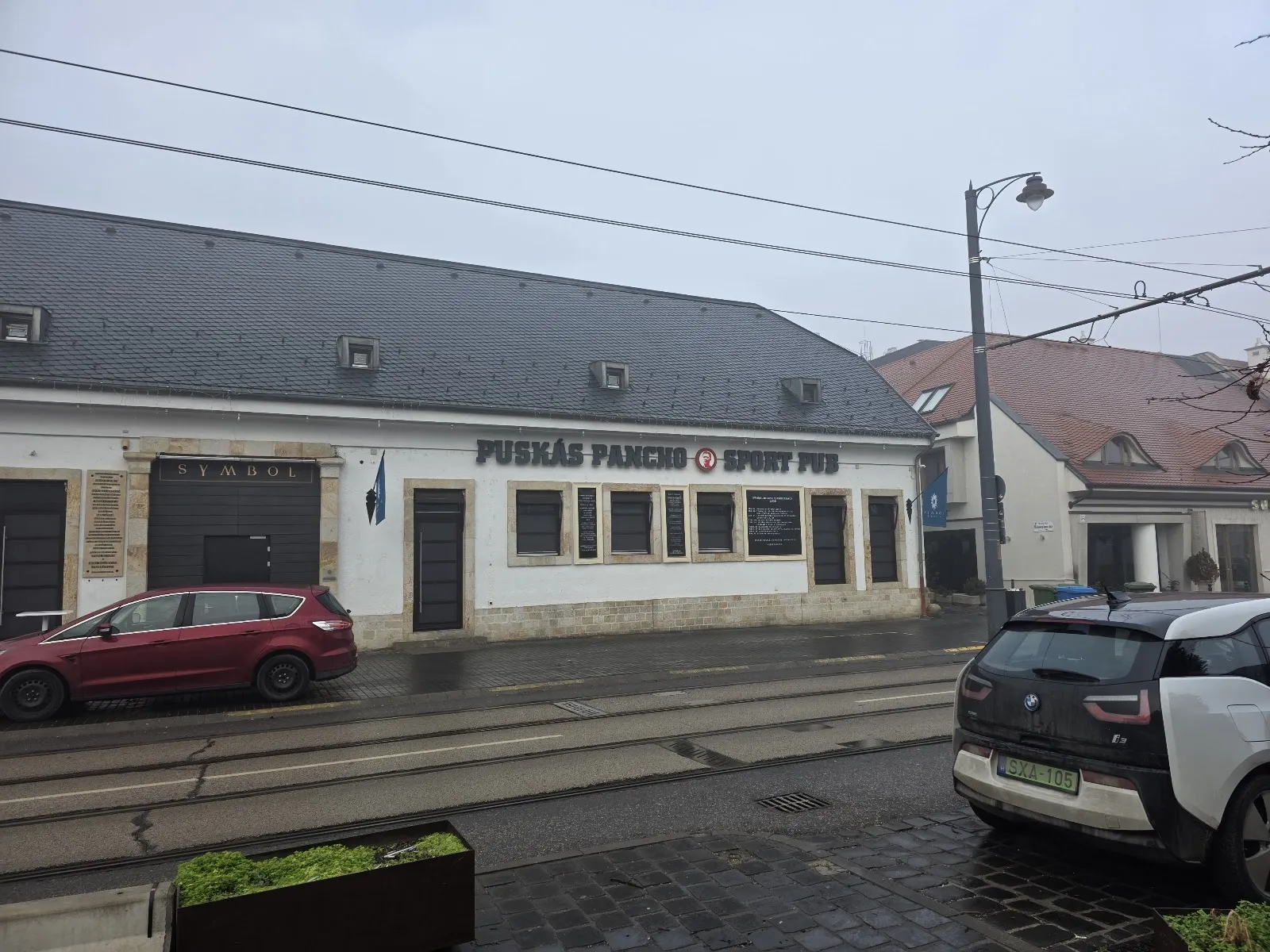 Puskás Pancho Sport Pub - Image 3