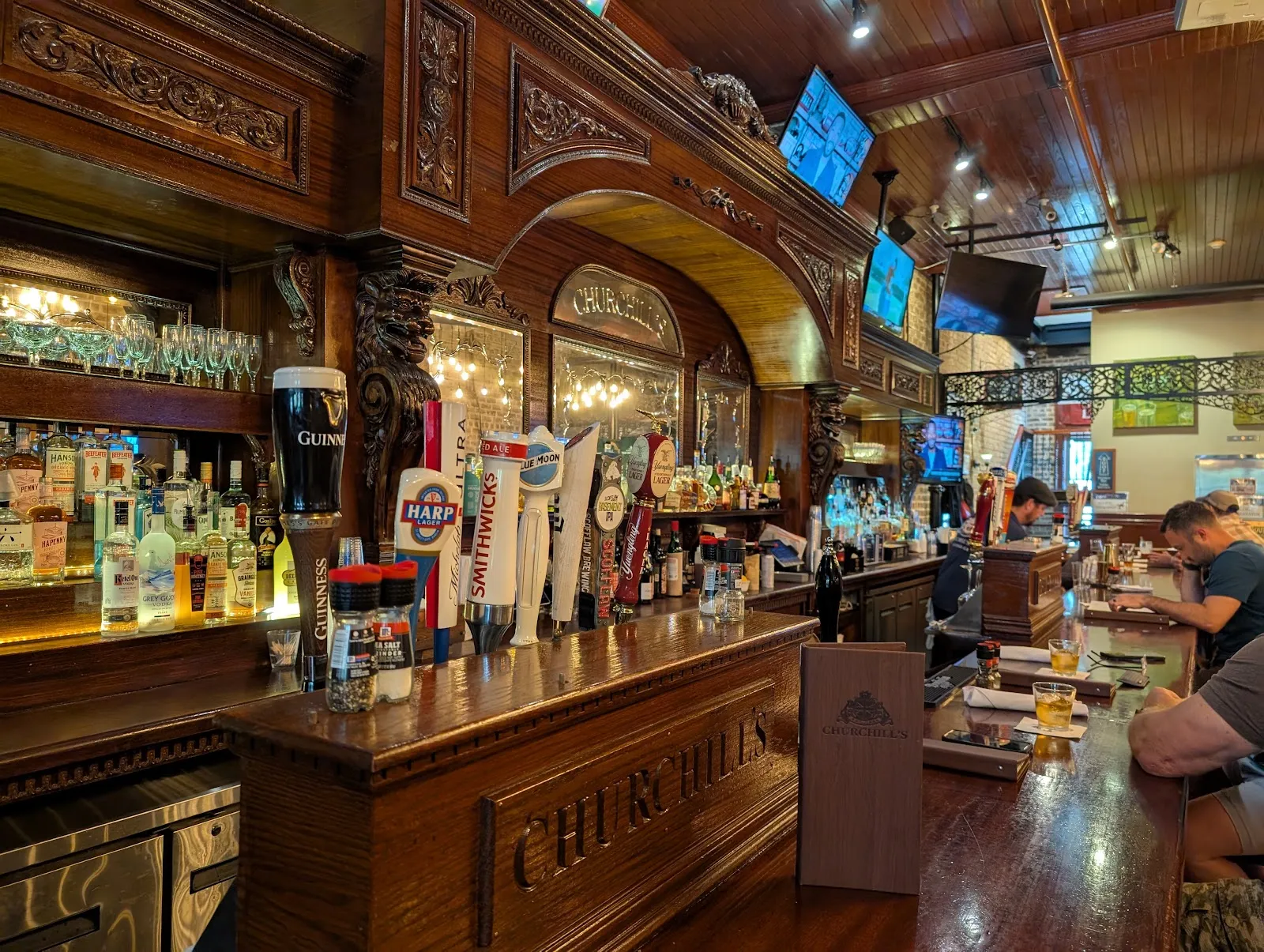 Churchill's Pub - Image 3