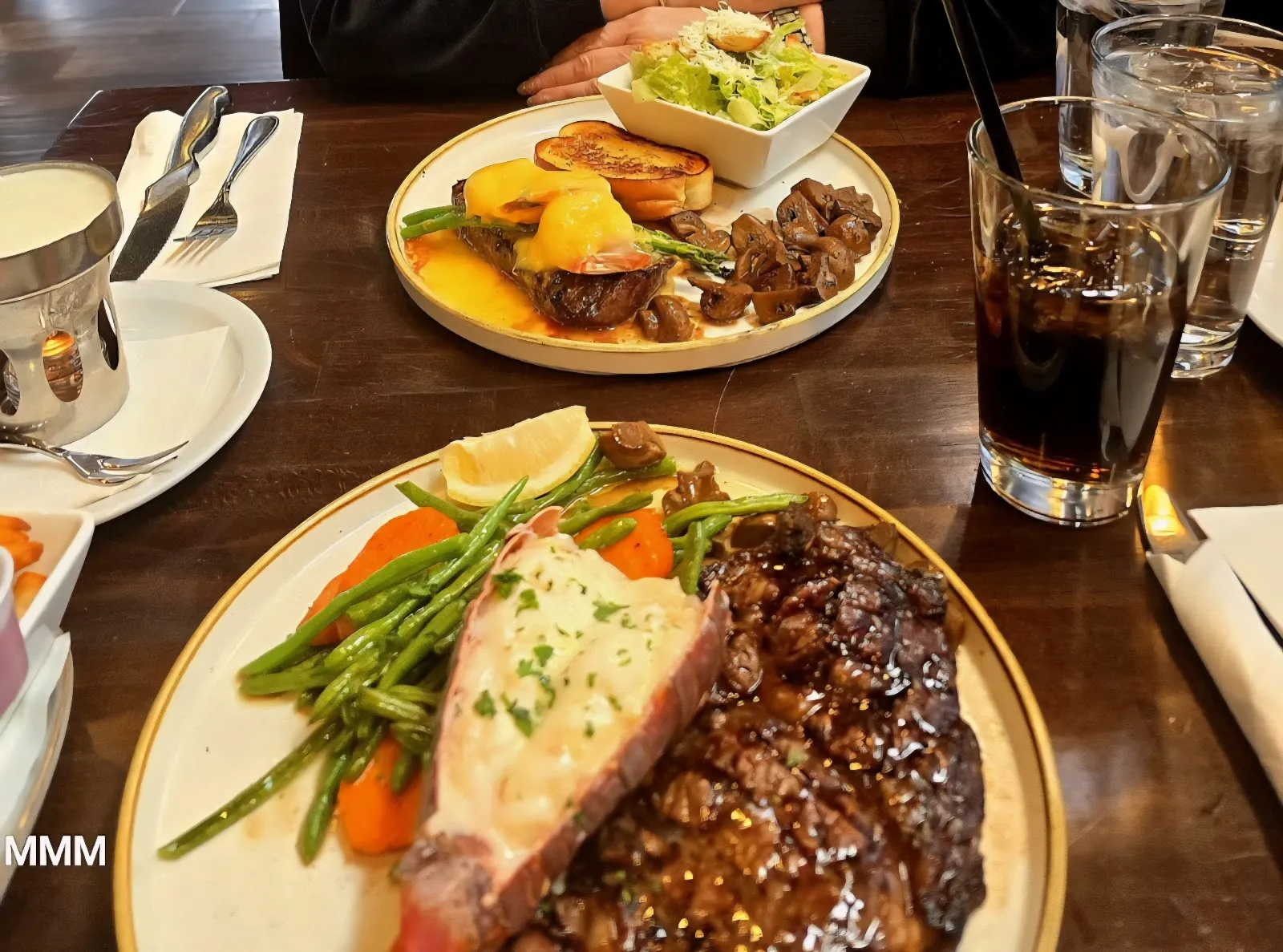 Leto's Steakhouse & Bar - Image 2
