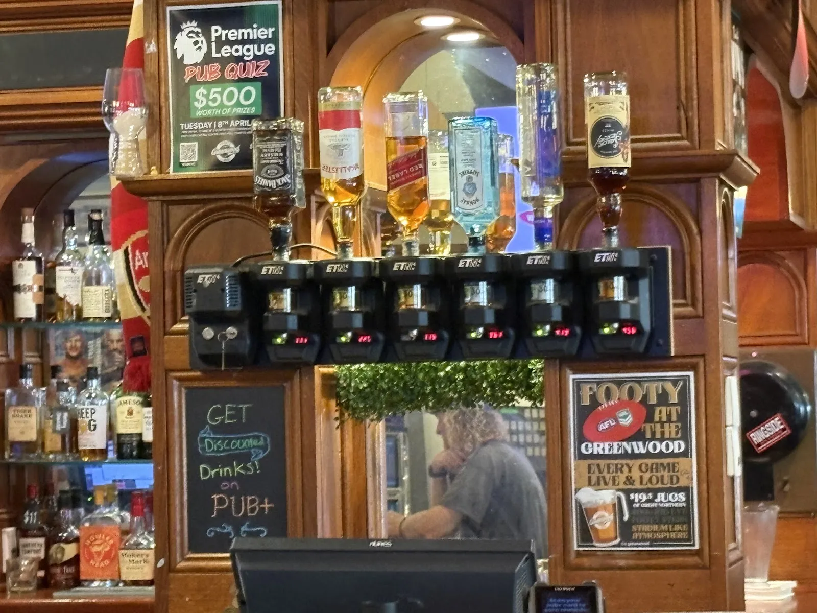 Greenwood Hotel - Image 2