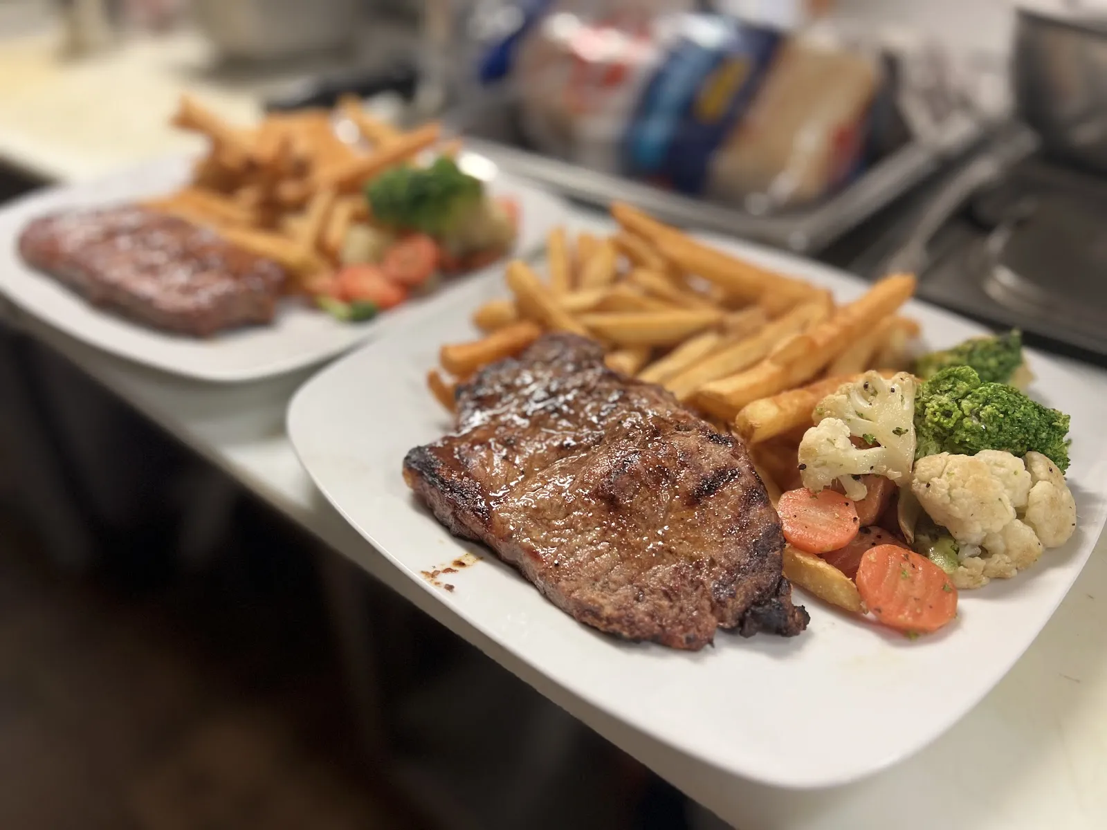Scores Original Sports Grill - Image 4