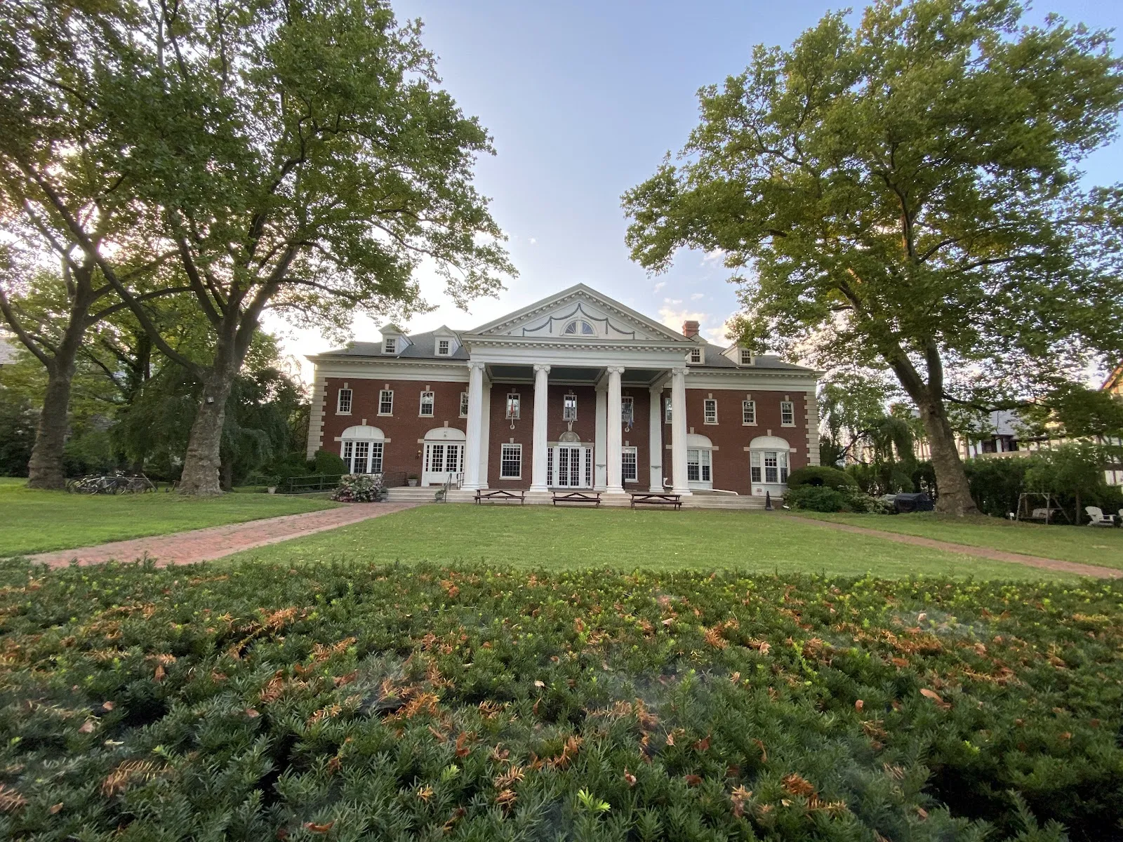 Colonial Club OTKS - Image 2