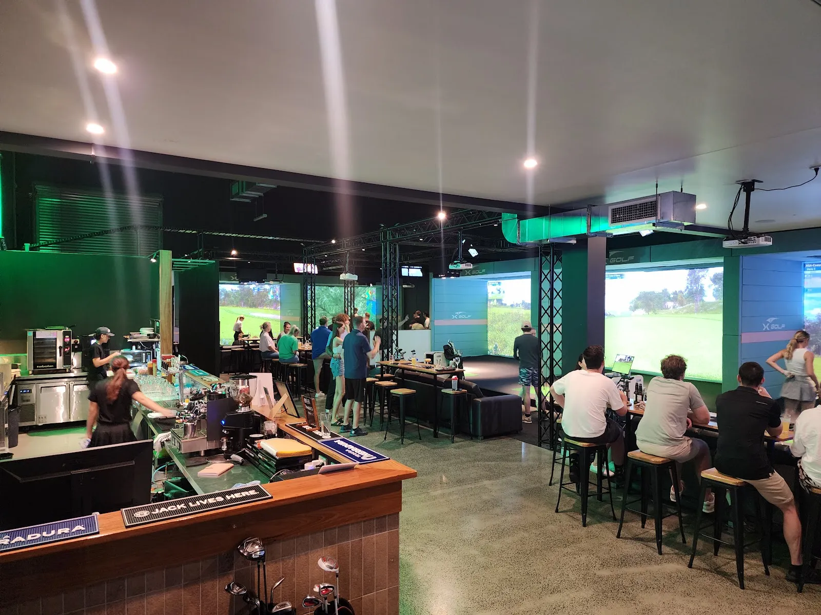 X-Golf Enoggera logo