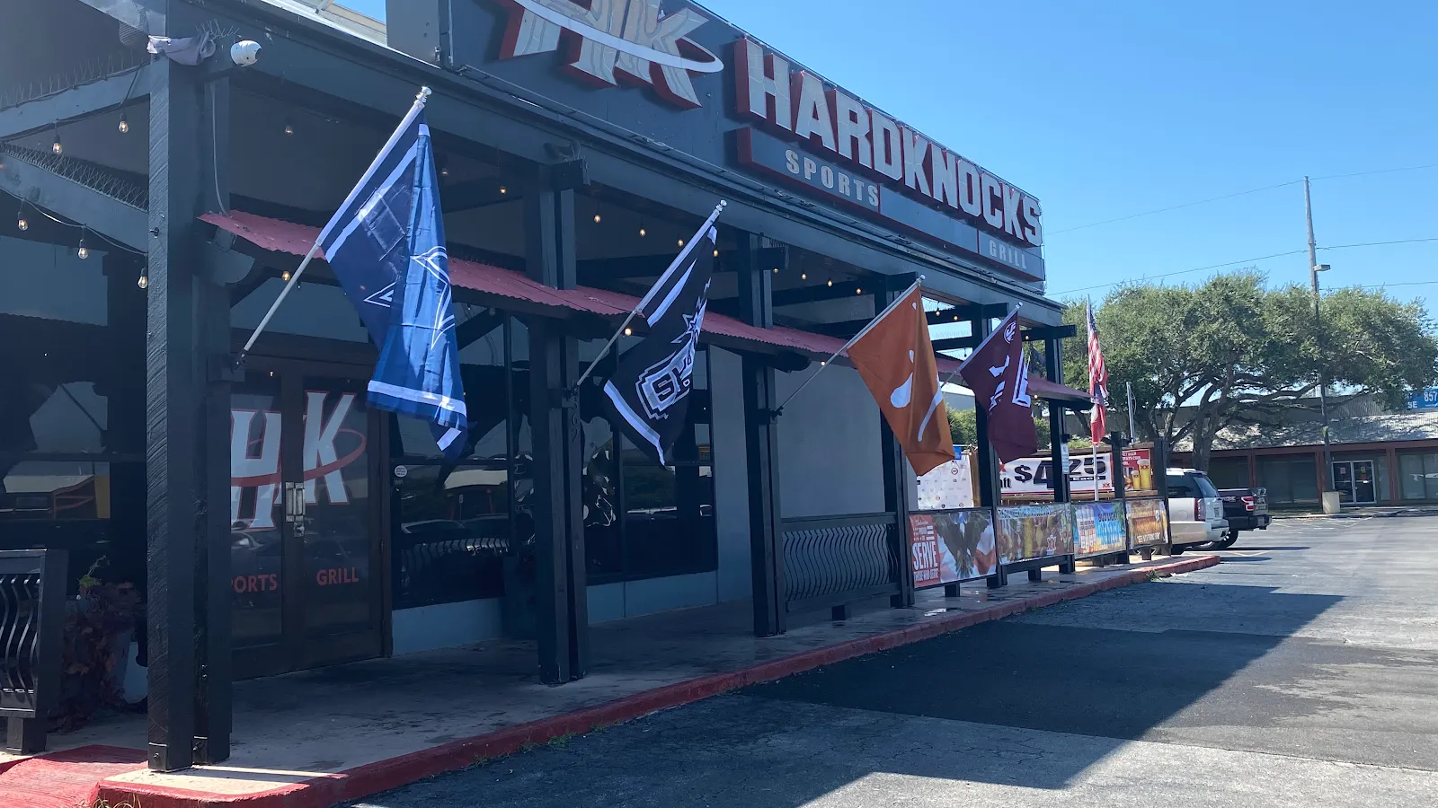 HARDKNOCKS Sports Grill - Image 3