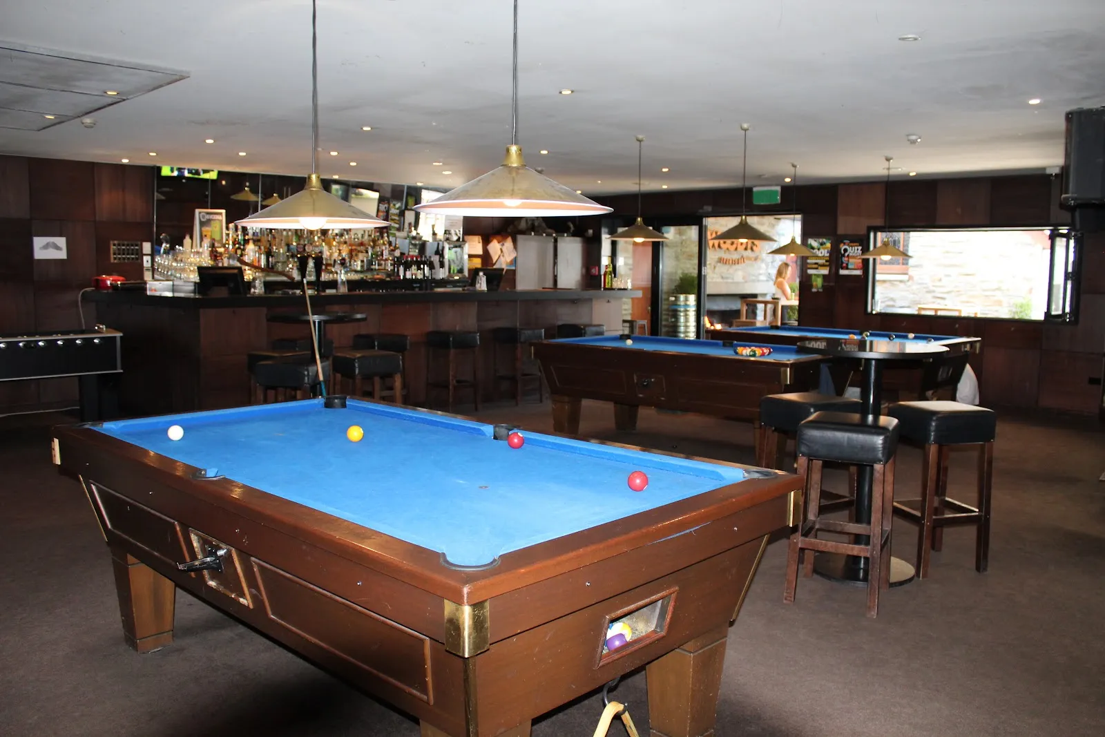 Woodys Sports Bar - Image 3