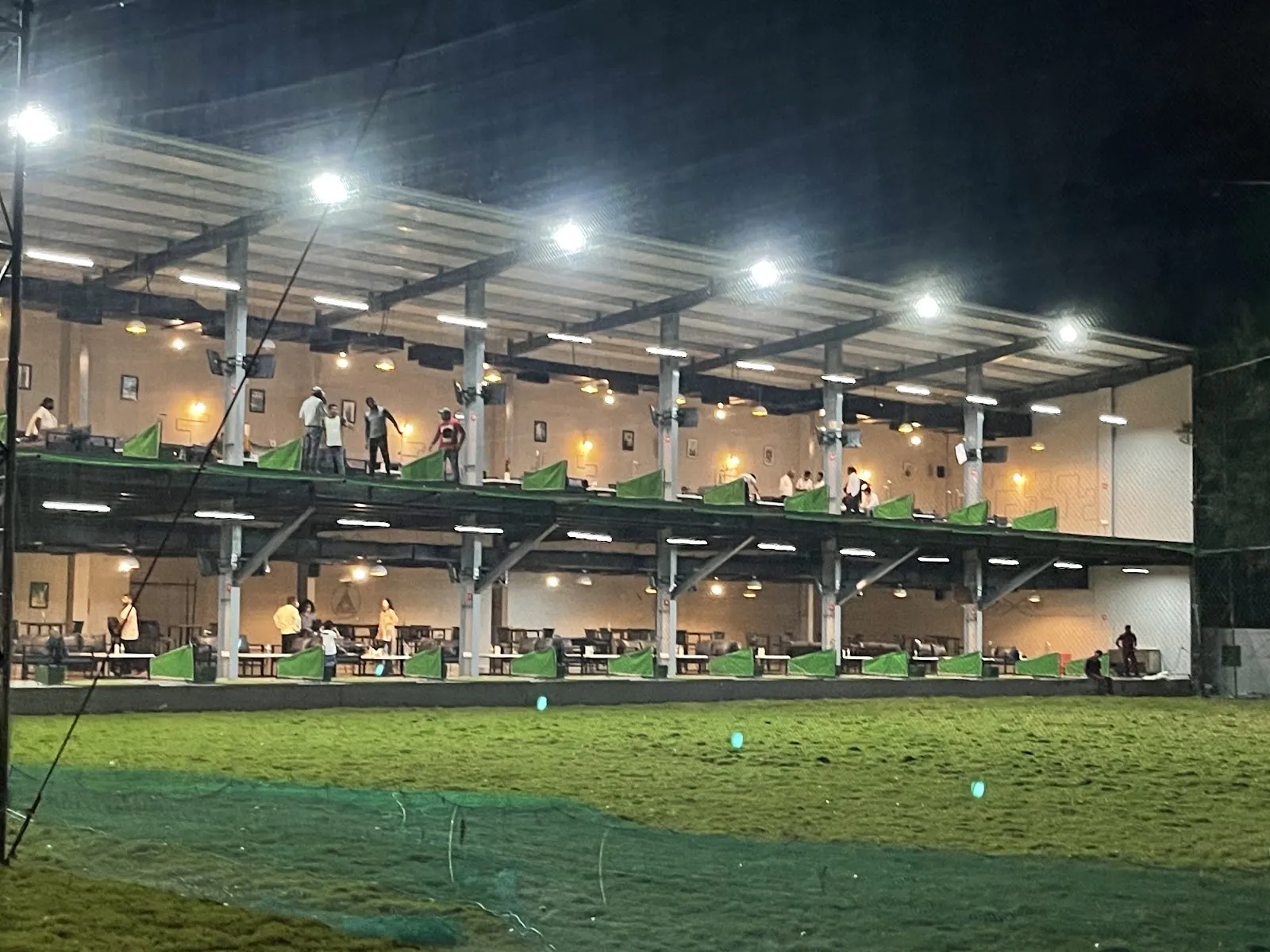 The Golf Lounge - Image 3