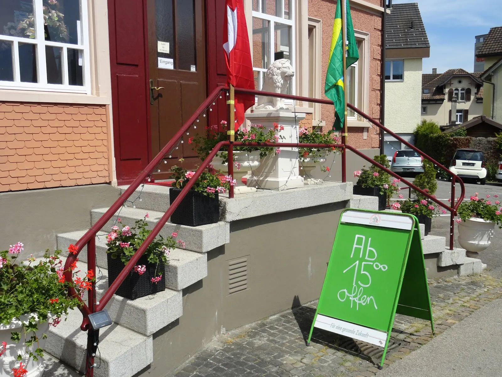 Löwen Pub - Image 2