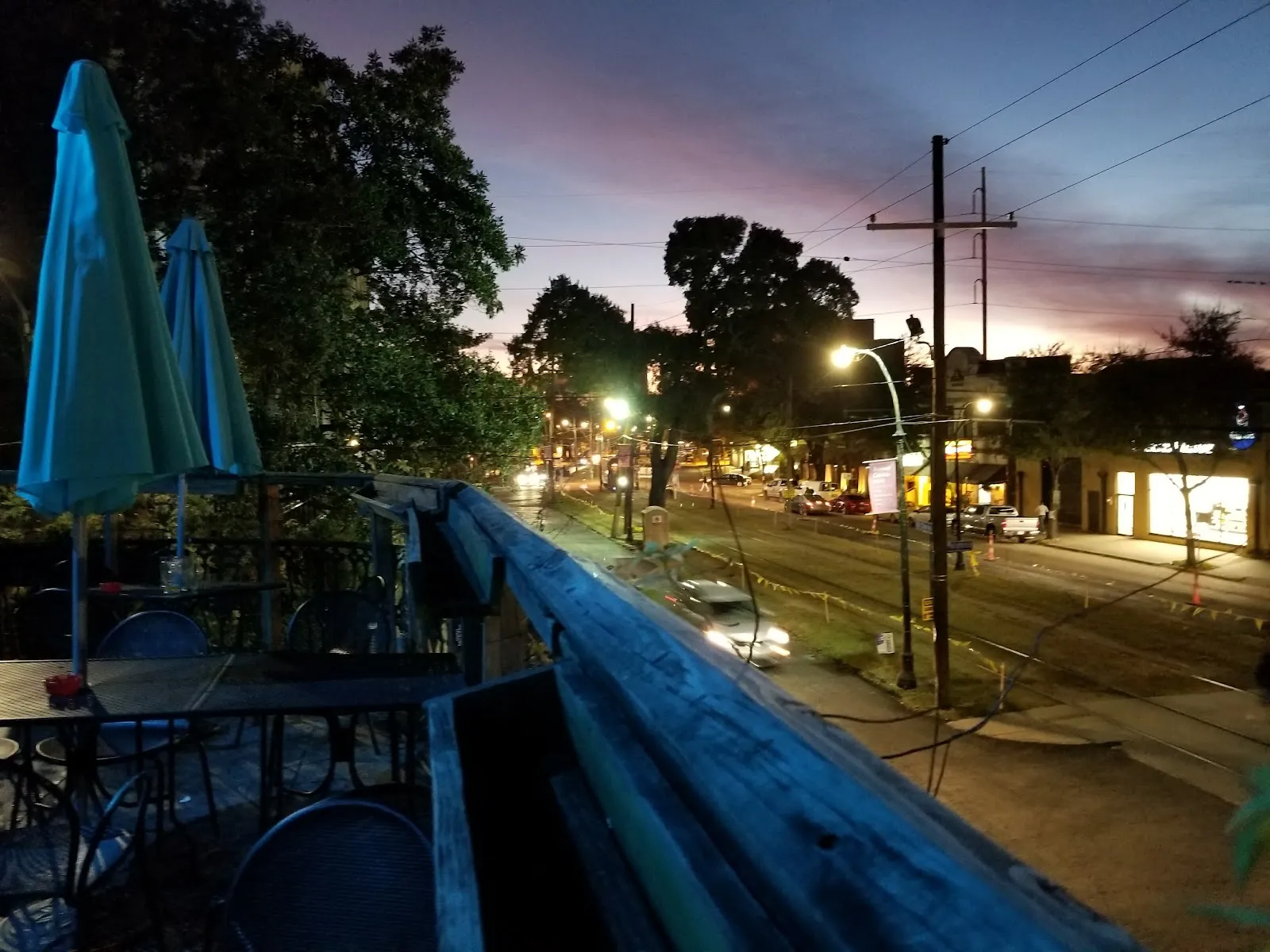 Avenue Pub - Image 3