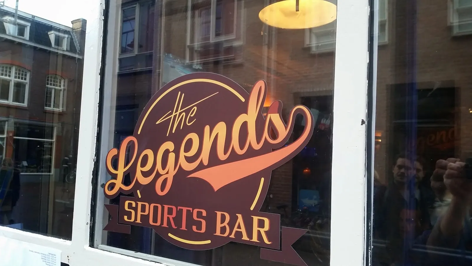 The Legends Sports Bar - Image 4