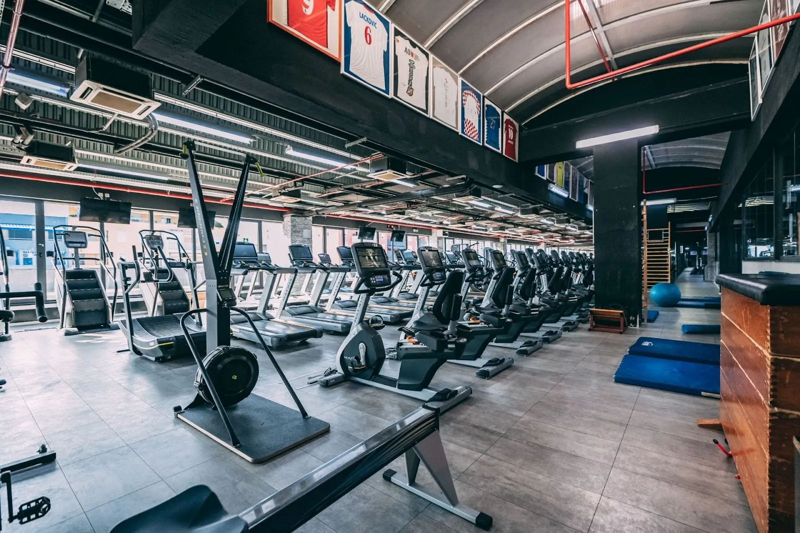 Fitness Center Split - Image 2
