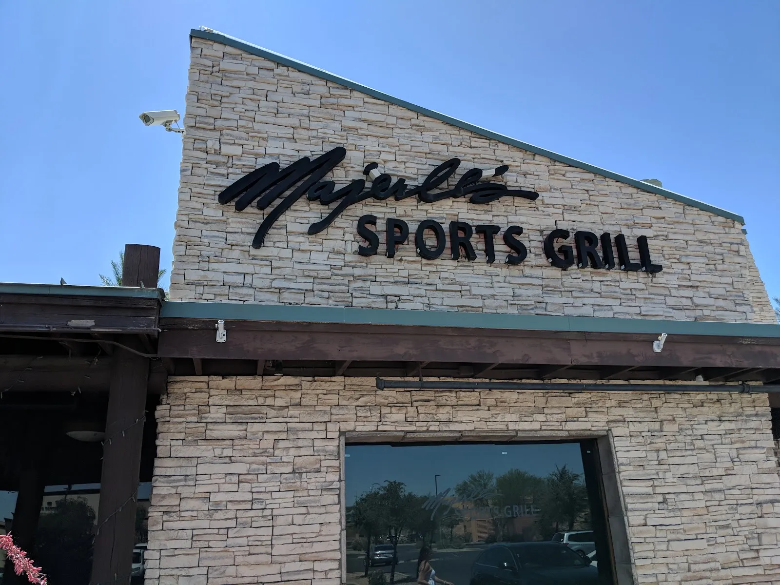 Majerle's Sports Grill - Chandler - Image 3