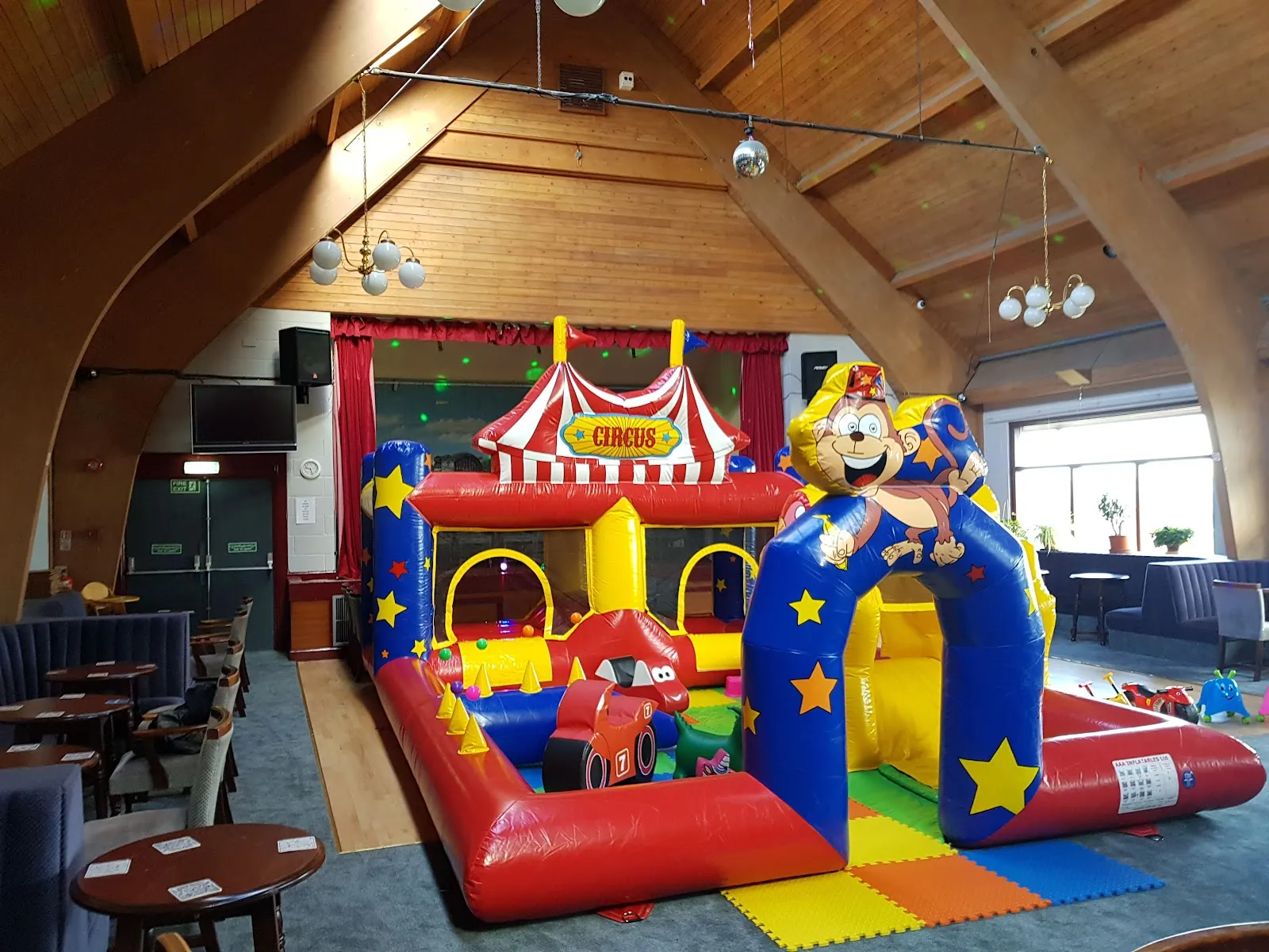 Saltash Social Club - Image 3